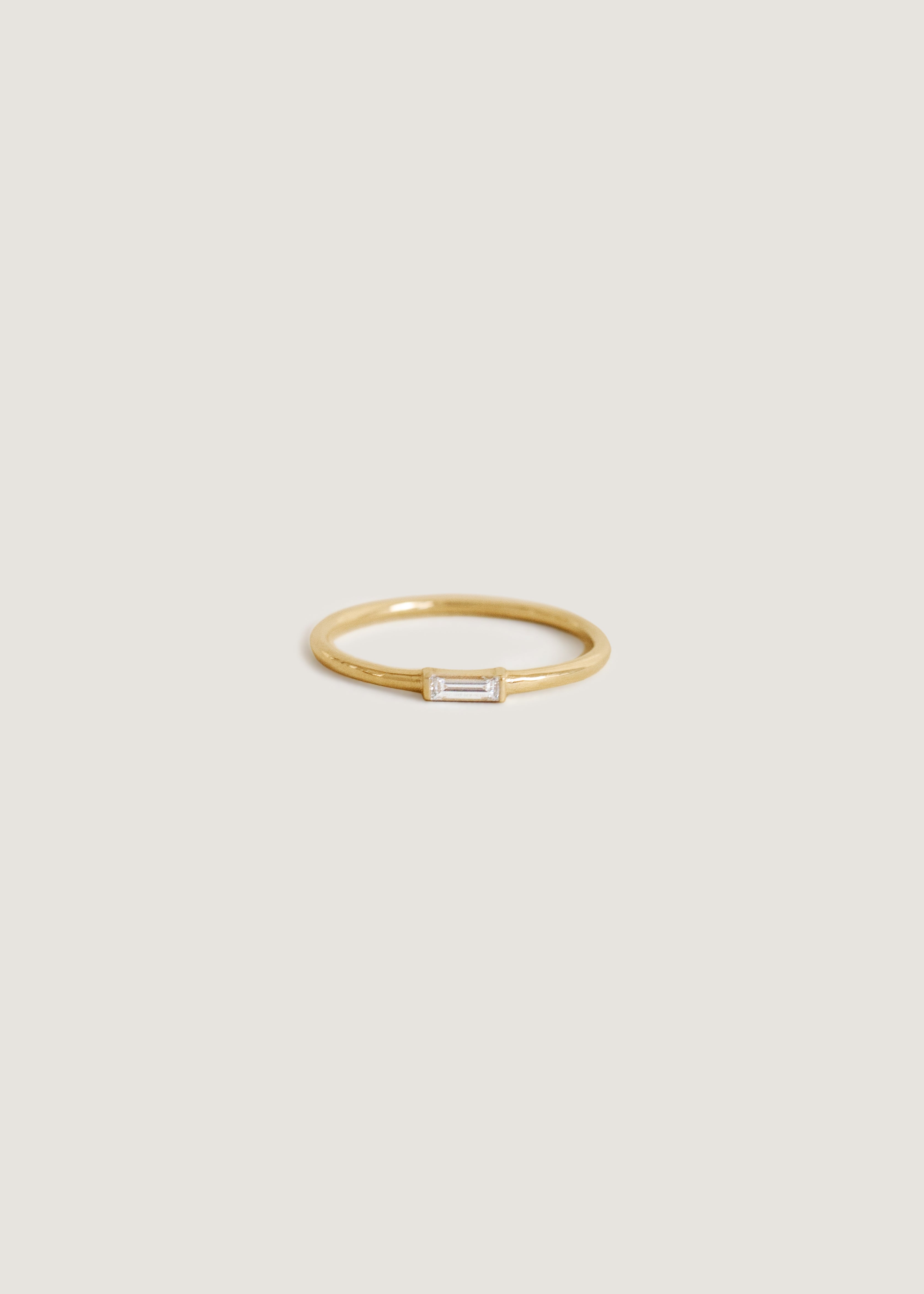 Solitaire baguette diamond ring online