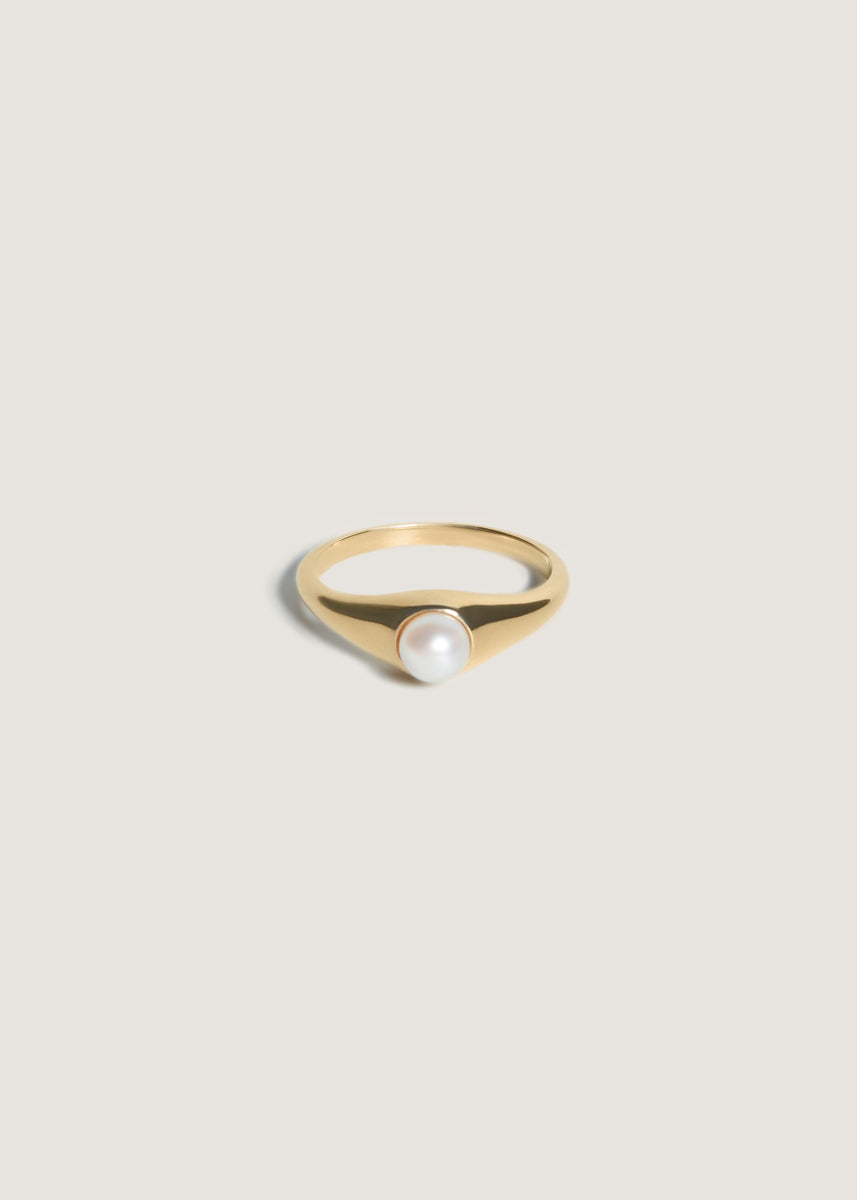 Filigree Pearl Gold Signet Ring 7