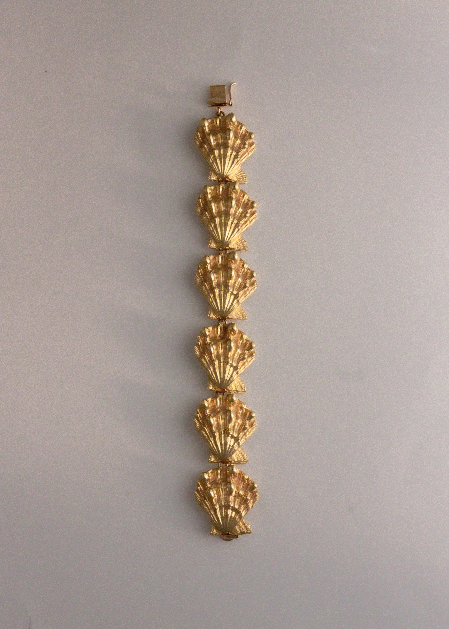 Vintage Seashell Bracelet