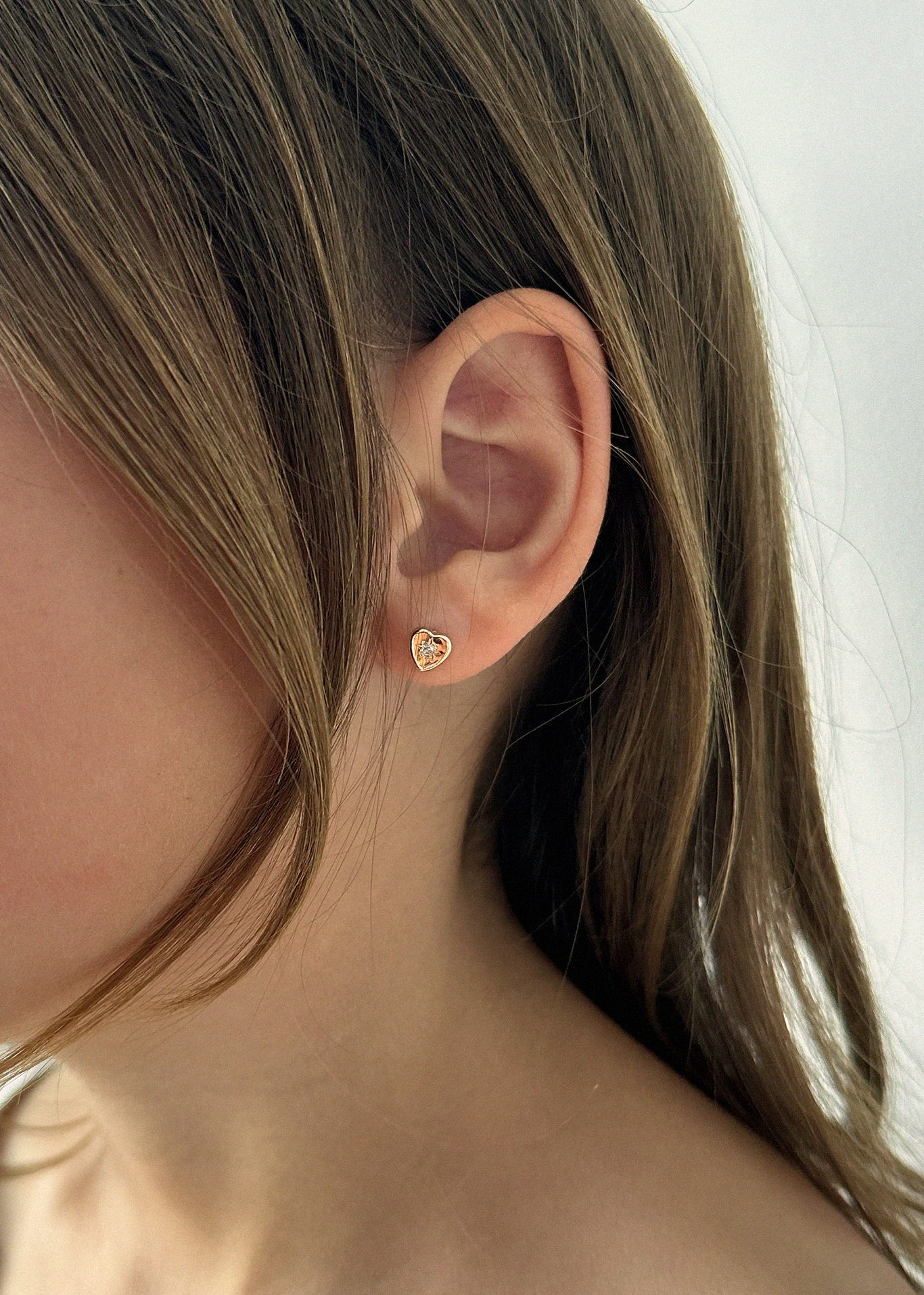 Bébé Mini Heart Stud Earrings for Kids | Kinn Studio Bébé Mini Heart Stud Earrings for Kids | Kinn Studio