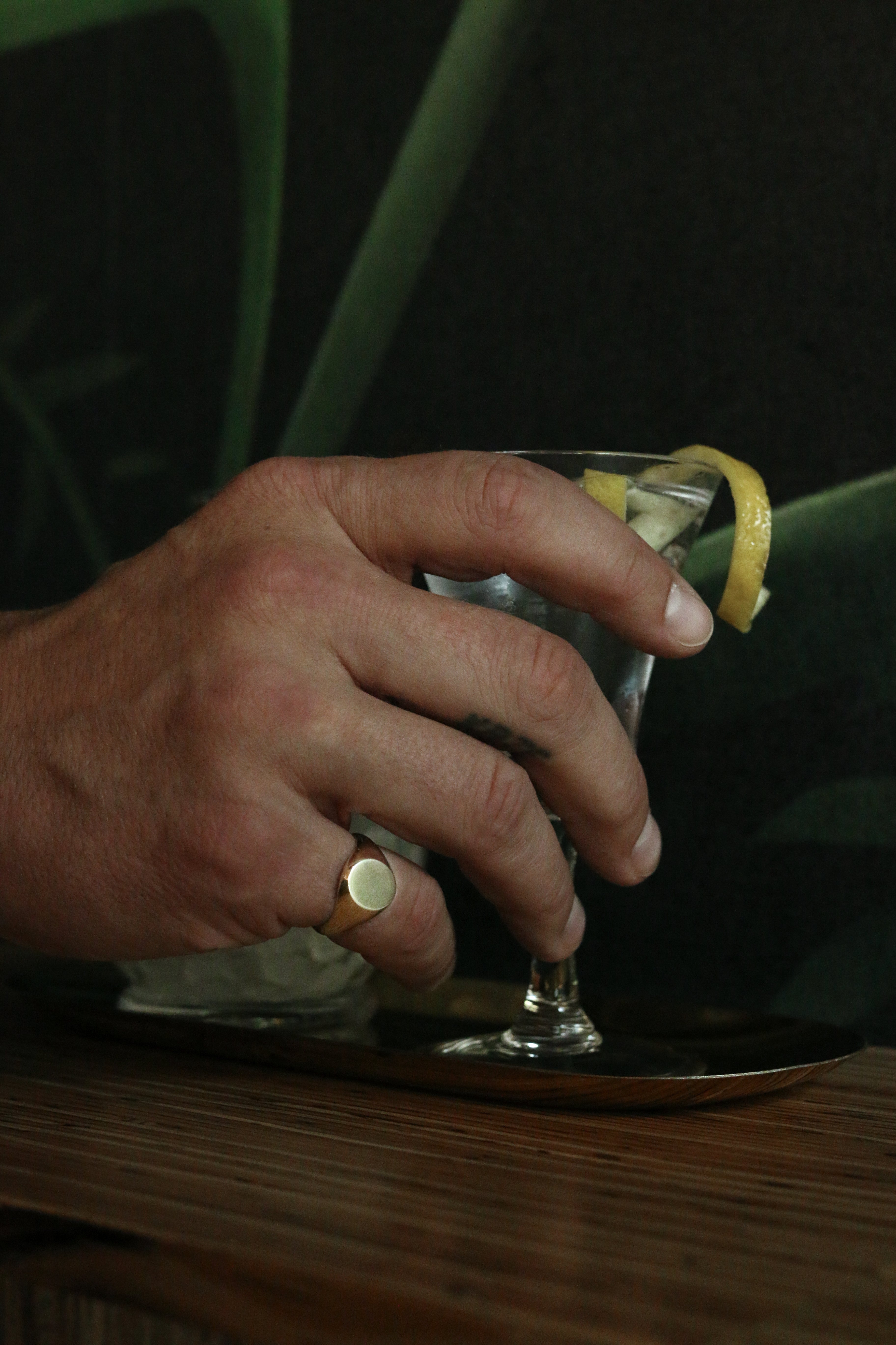 Men's Solid Gold Signet Ring Oval | Kinn Studio