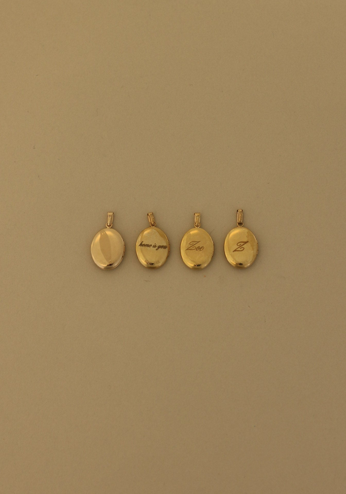 Archive Maison Oval Locket Diamond