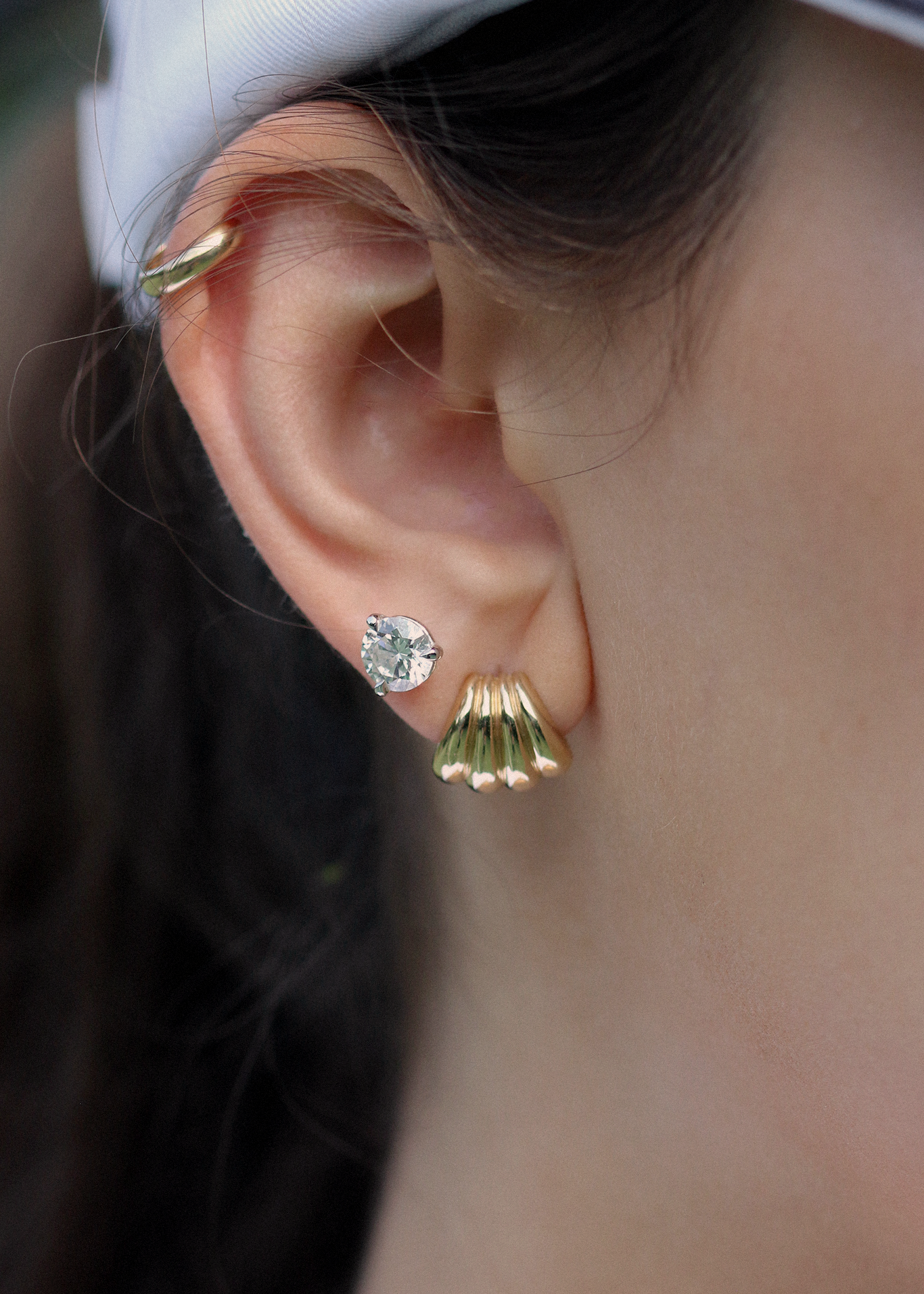 Gaia Scallop Earrings Gold - Main Image
