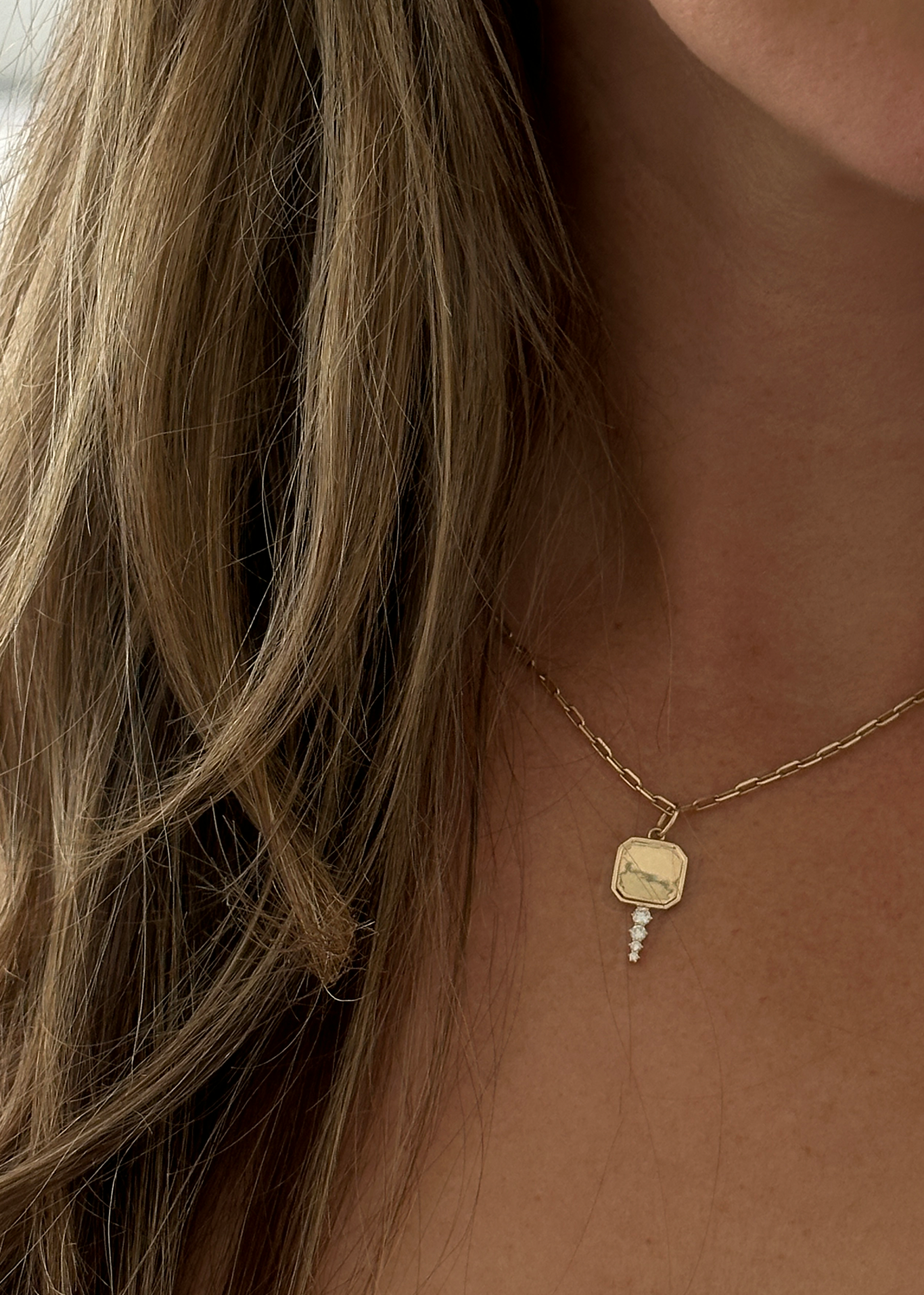 Legacy Key Pendant Diamond