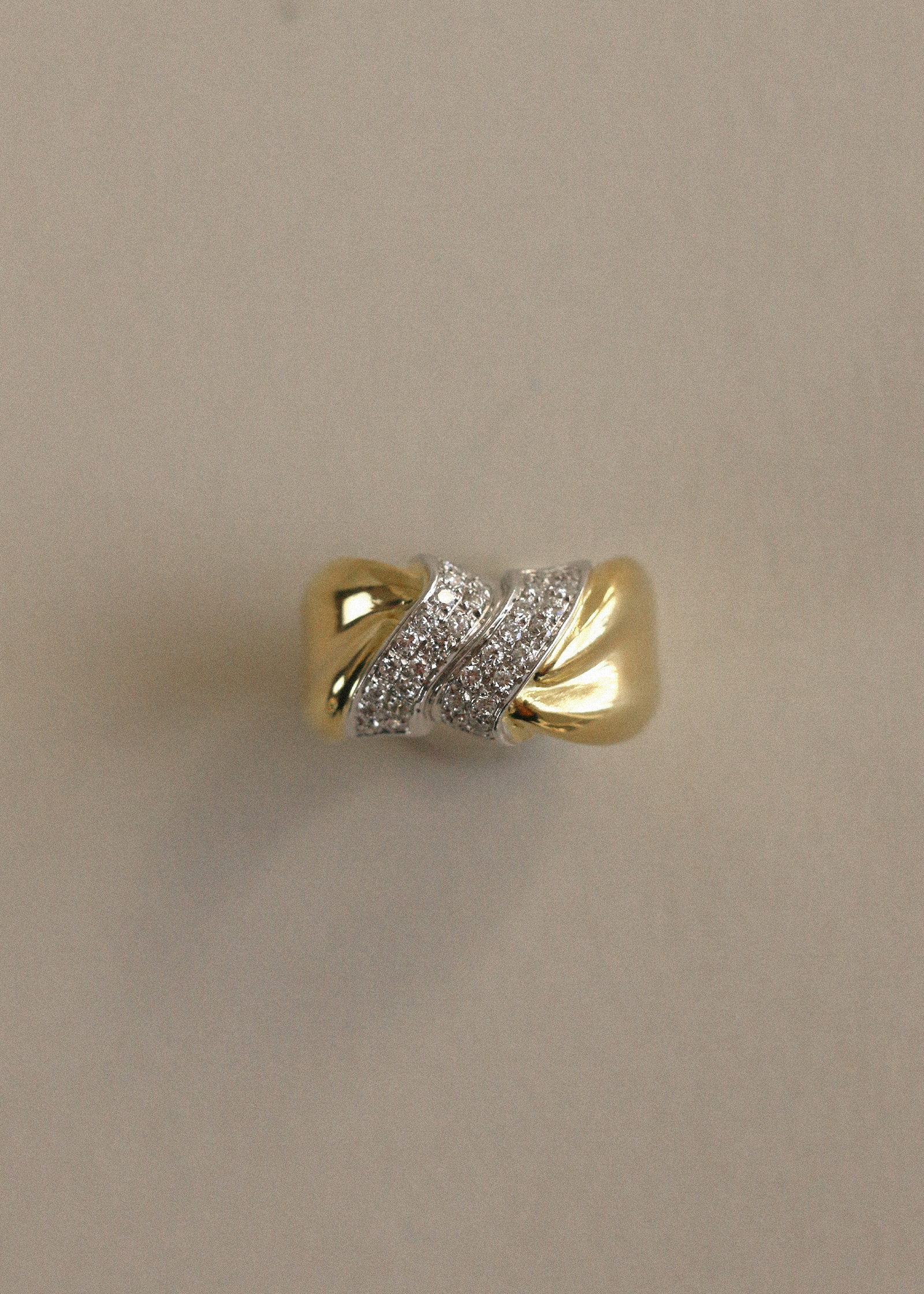 Vintage Pavé Twist 18k Diamond Ring