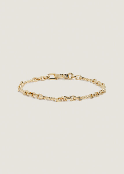 Claire Twist 14k Gold Bracelet Chain | Kinn Studio