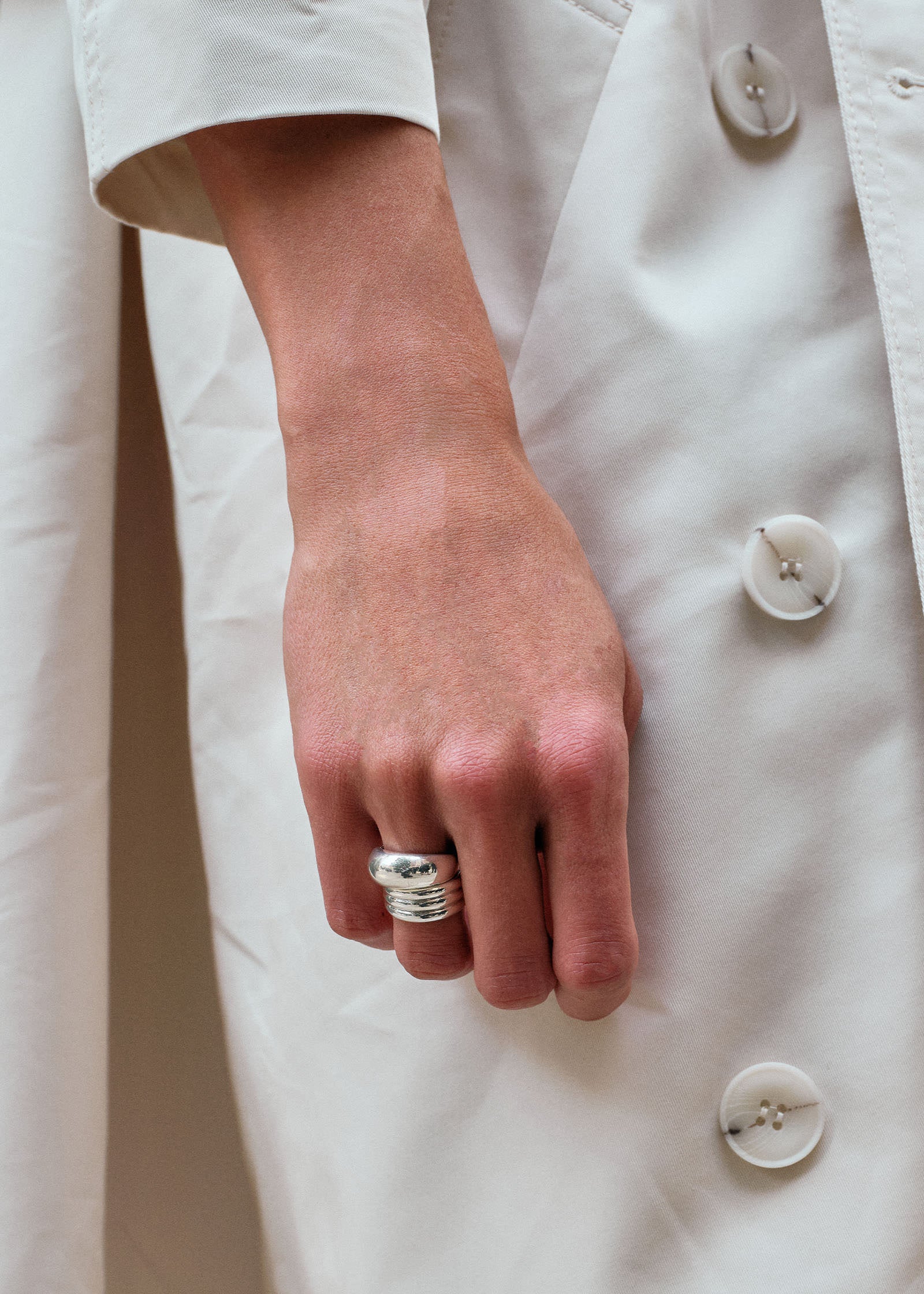 Françoise Layered Ellipse Non-Hollow Ring Silver