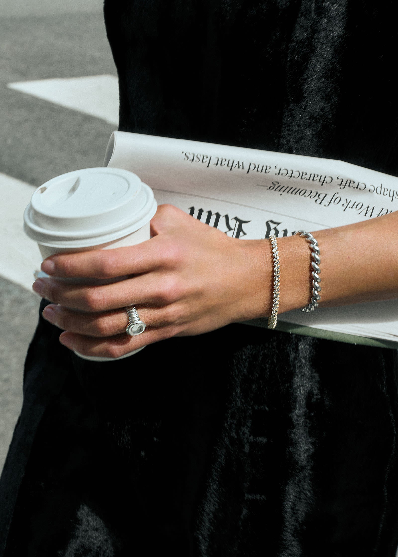 Osla Oval Signet Ring Silver | Kinn Studio