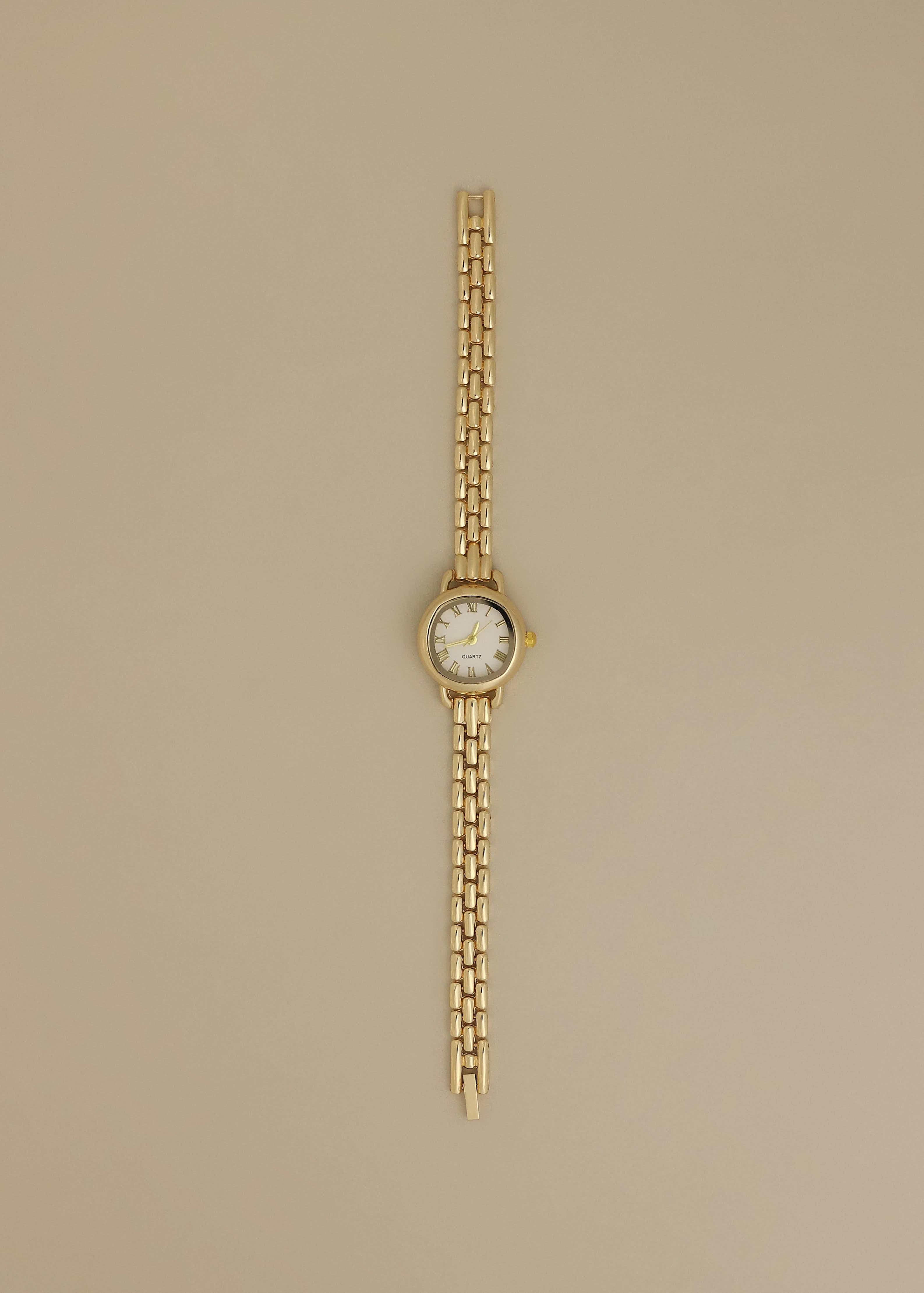 Vintage Quartz Circle Watch