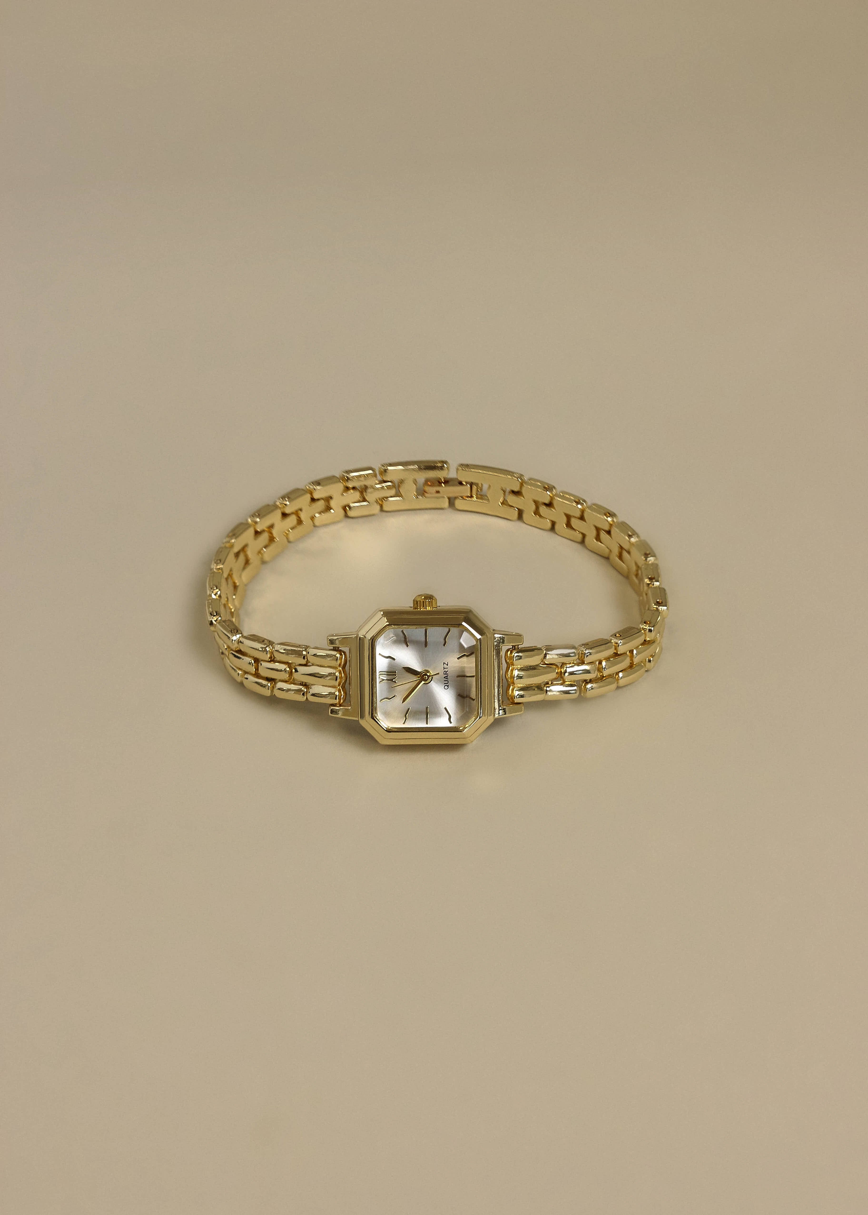 Vintage Quartz Square Watch