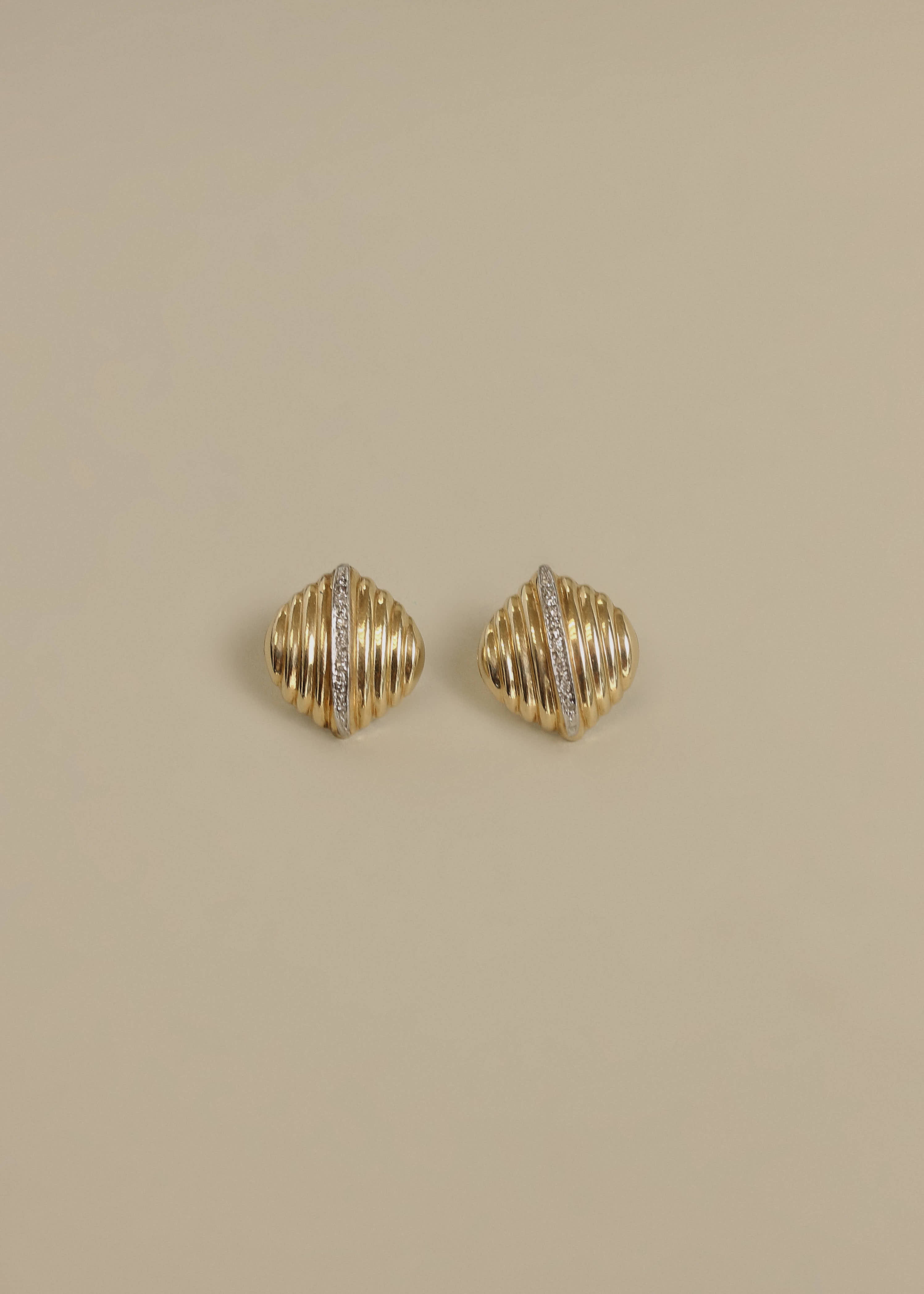 Vintage Diamond Ribbed Earrings