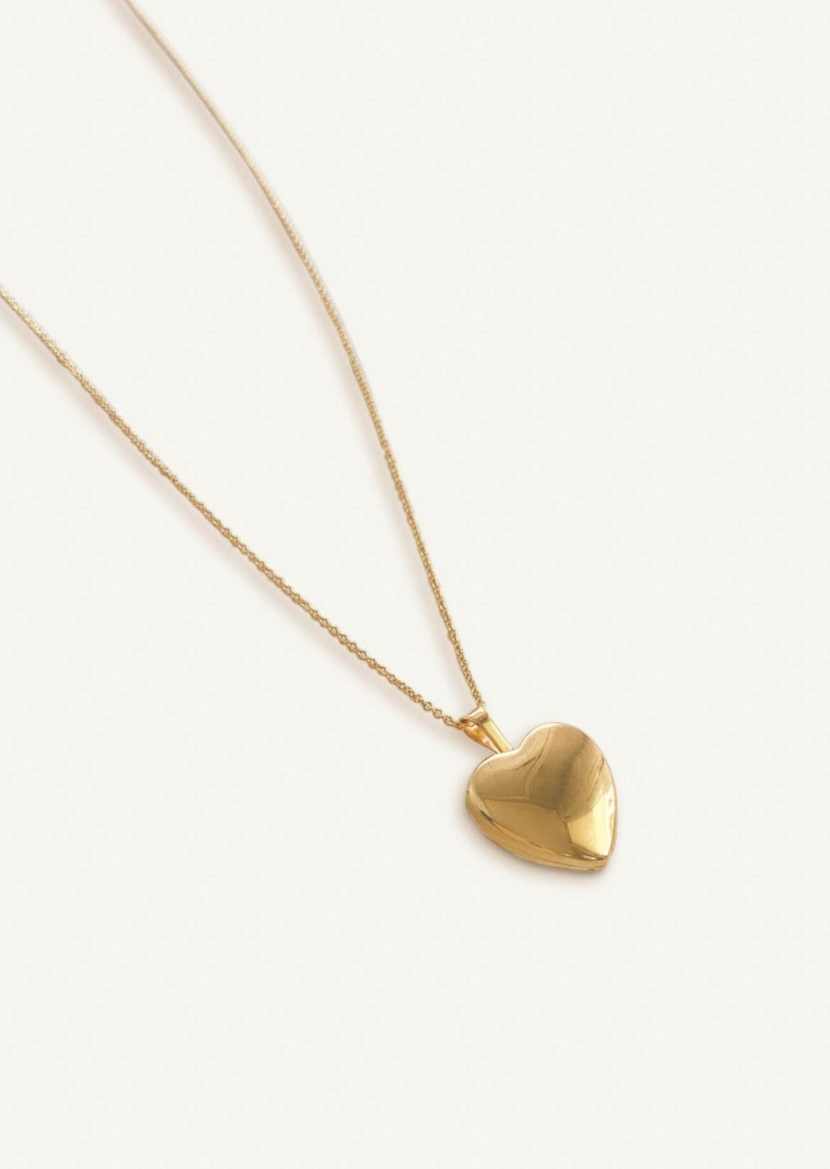 Maison Heart Locket Necklace I - Kinn Box Chain / 24