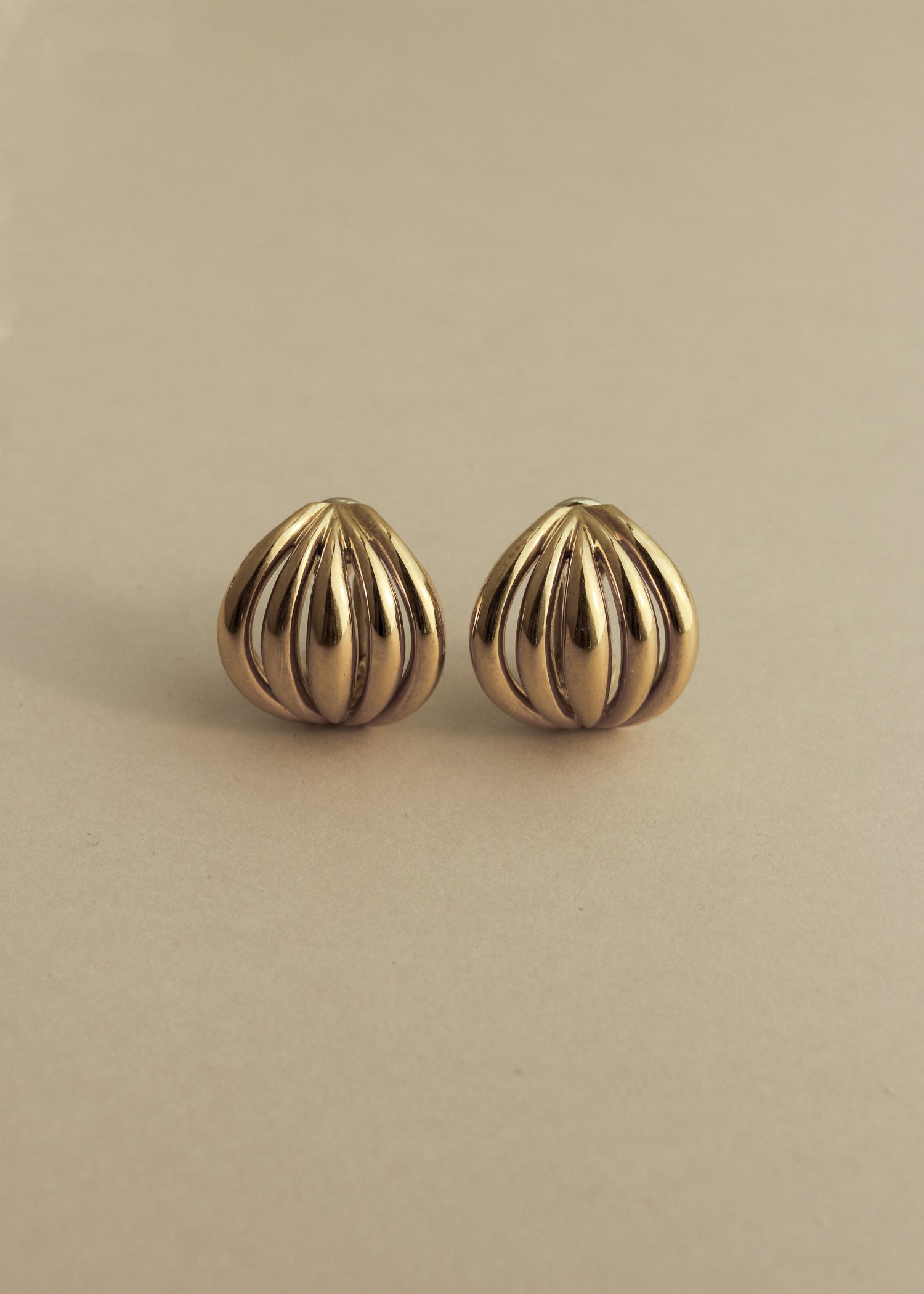 Vintage 18K Bold Gold Dome Earrings