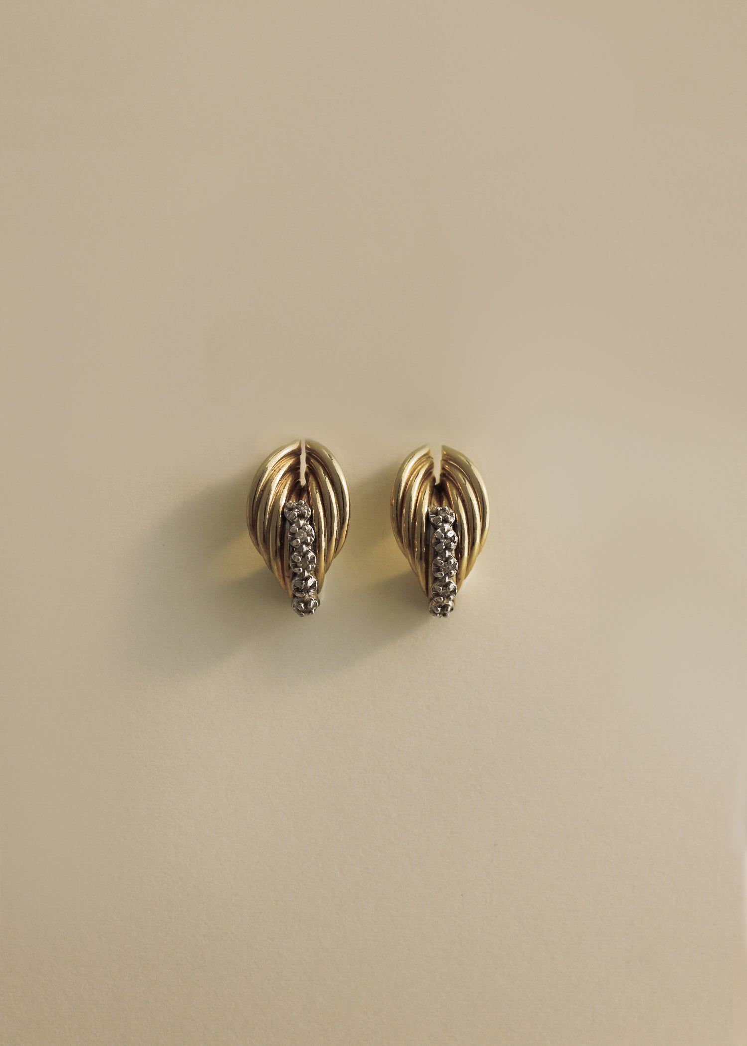 Vintage Gold Twist Motif Earrings with Diamonds