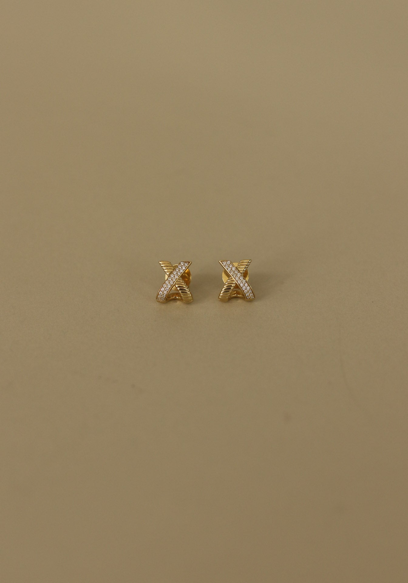 Archive Eternal Bond X Stud Earrings Diamond