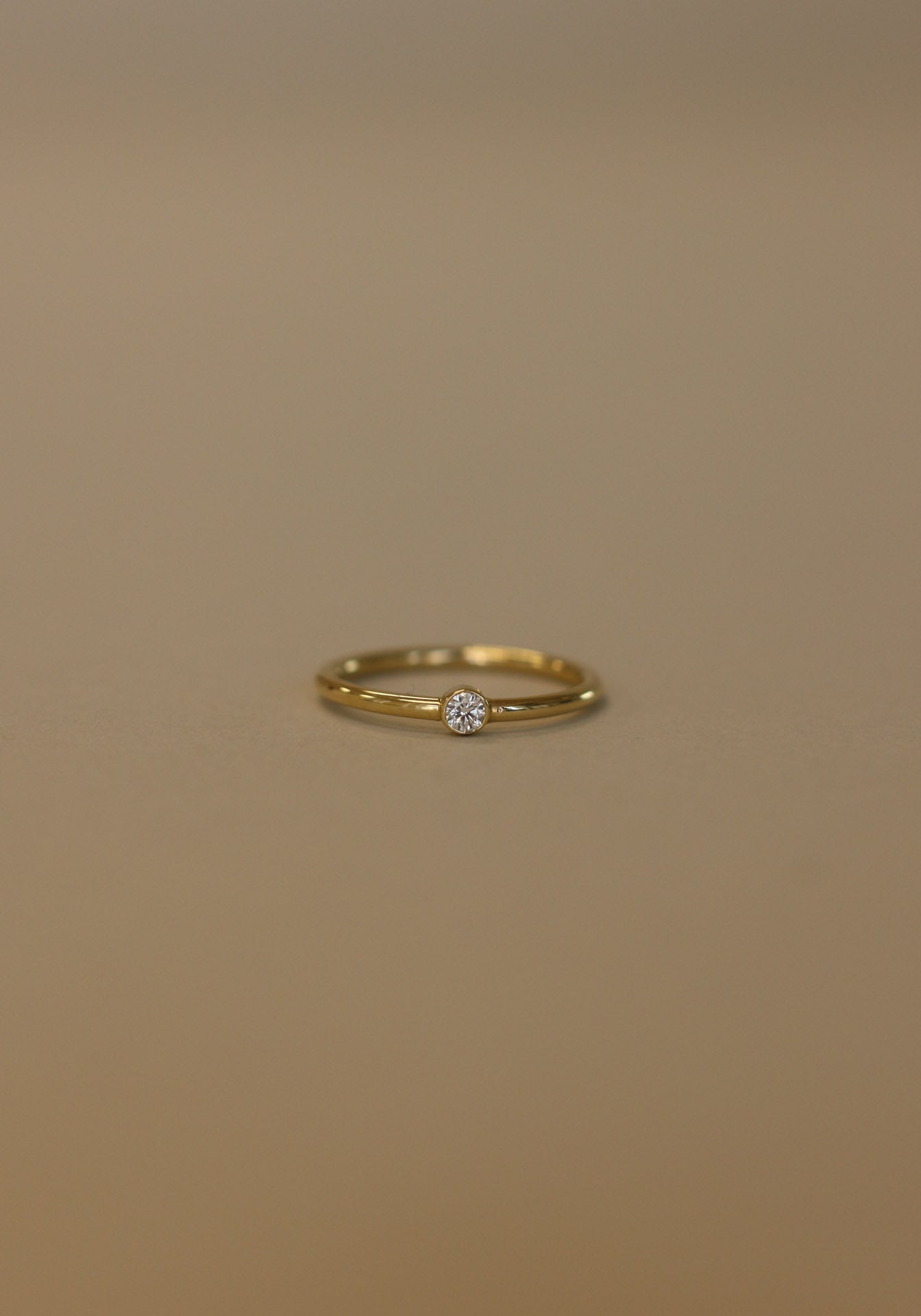 Archive Fleur Round Ring Diamond Size 6
