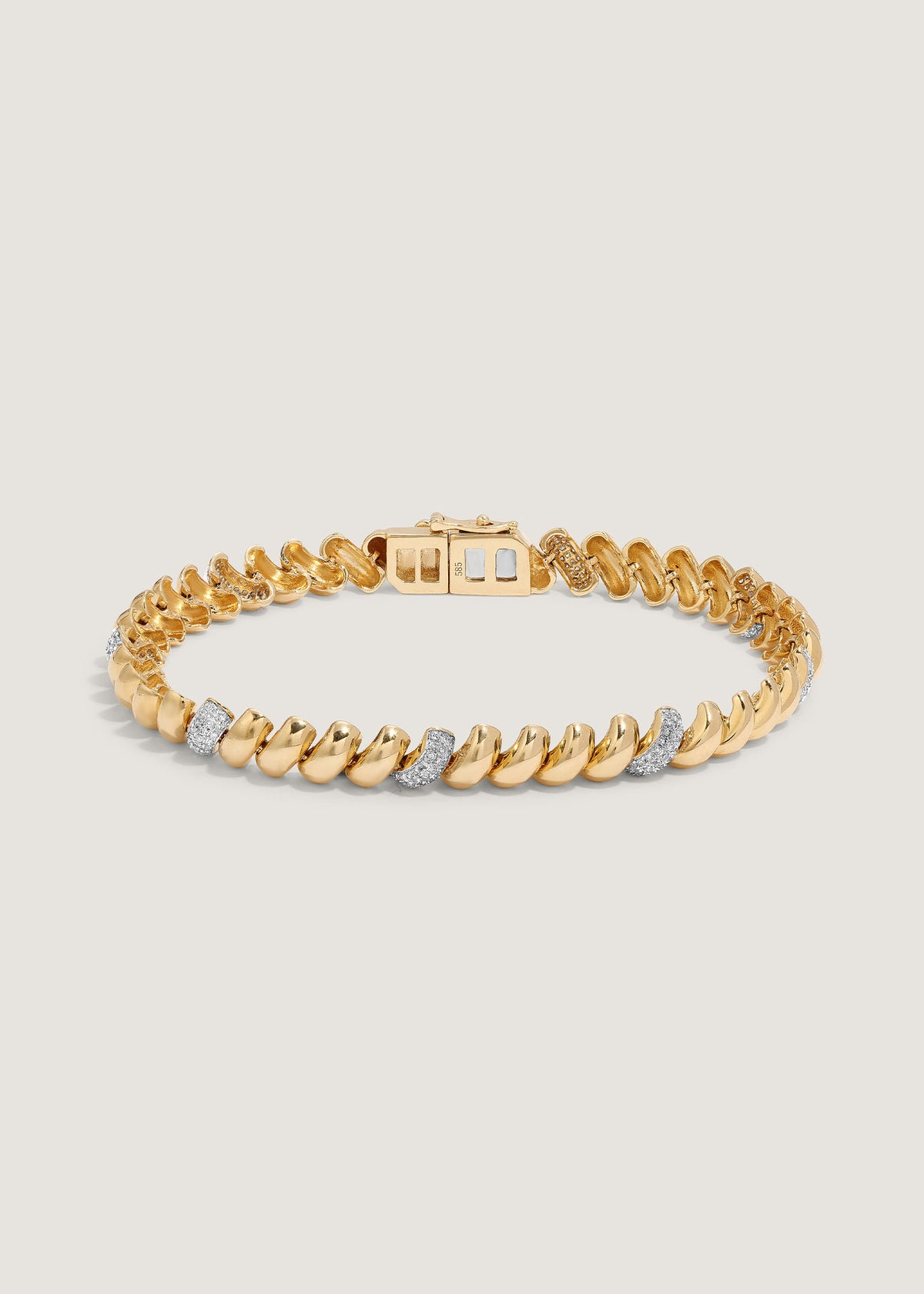 Kinn 14k Gold Pavé Diamond Petite Hampshire House Bracelet