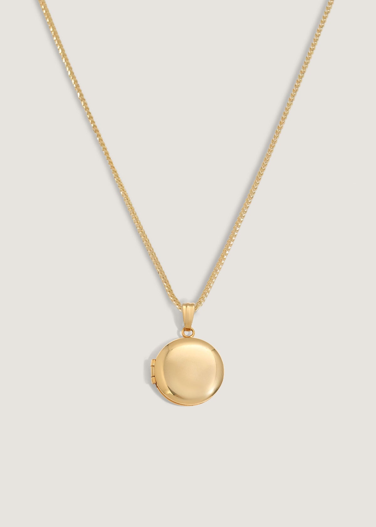 Kinn 14k Gold Maison Round Locket on a Box Chain