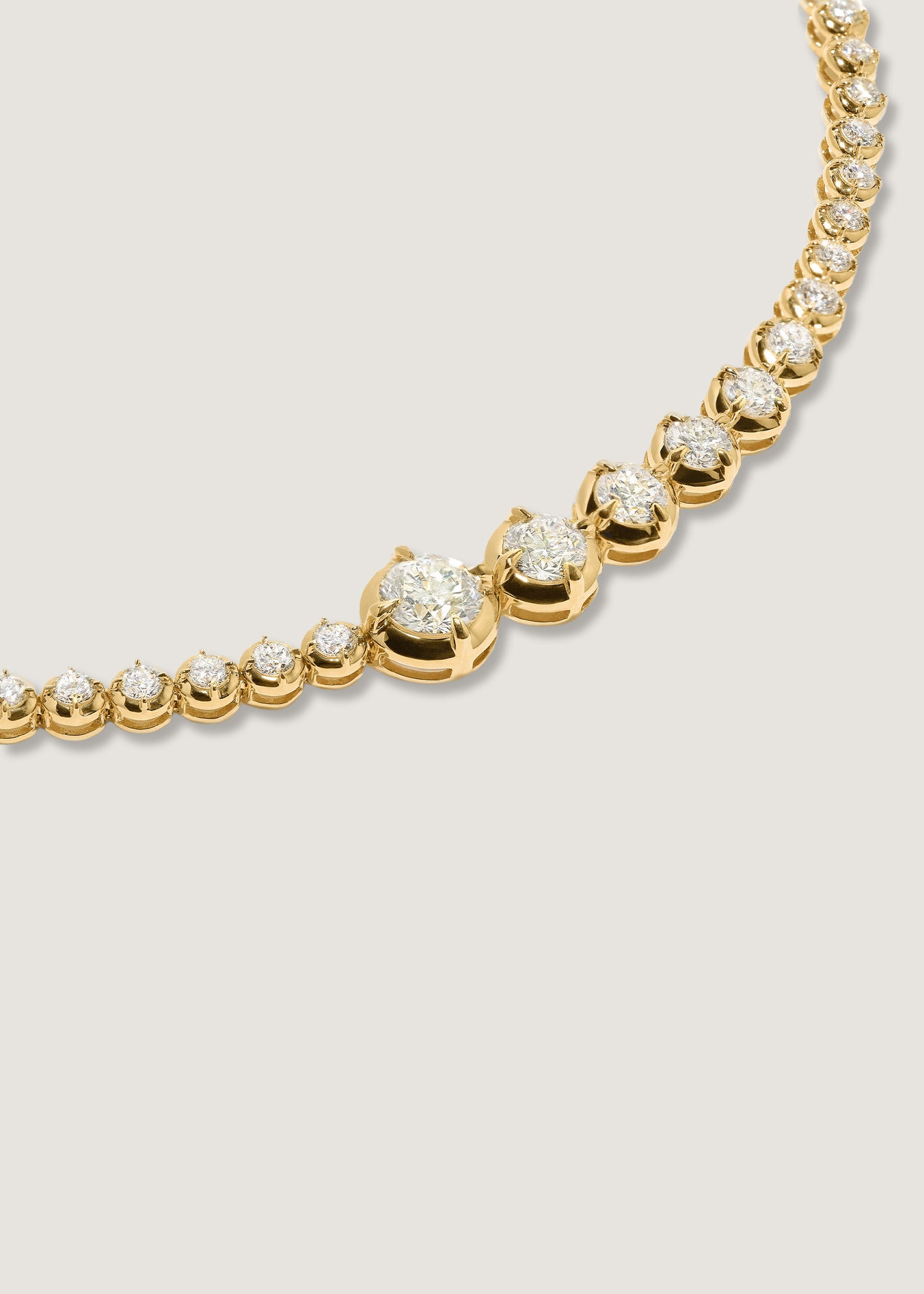 14k Gold Naomi Graduated Diamond Tennis Bracelet | Kinn