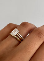 alt="The Elizabeth - Emerald 1.8ctw Diamond"