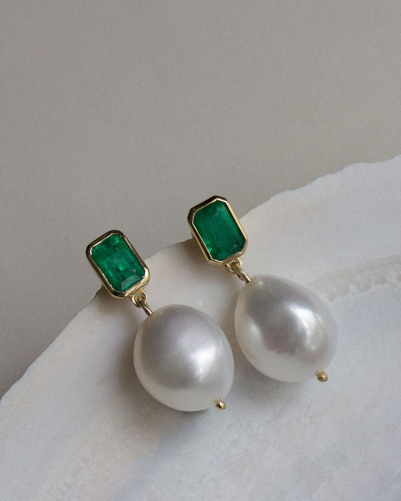 Pearl online emerald earrings