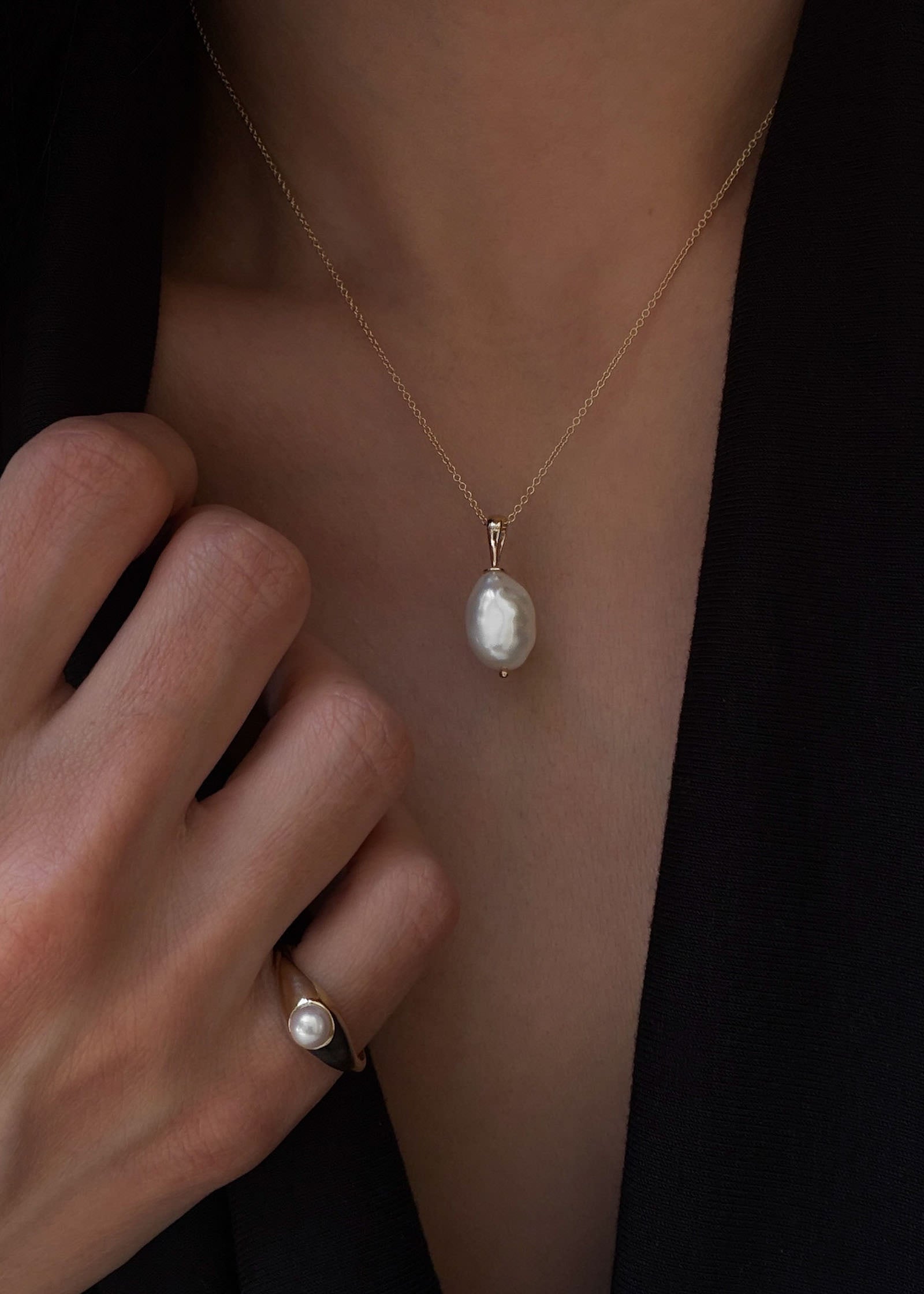 Baroque Pearl Pendant - Kinn