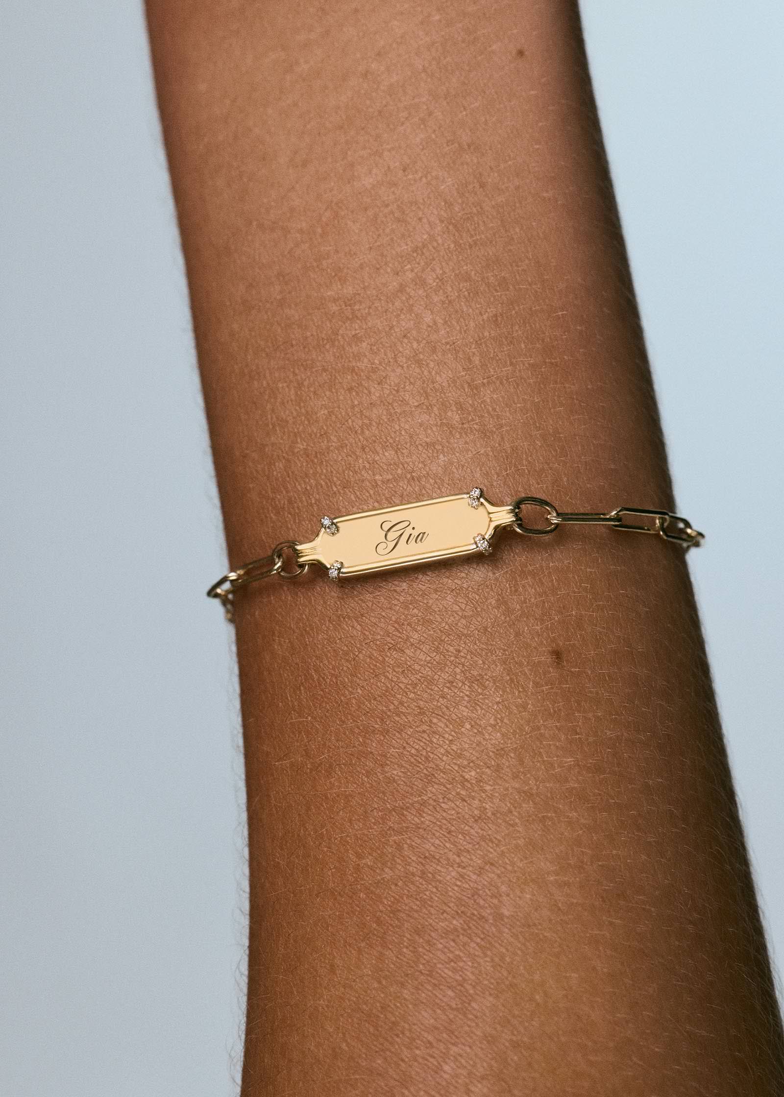14k Gold Harlow Oval Pavé ID Bracelet | Kinn