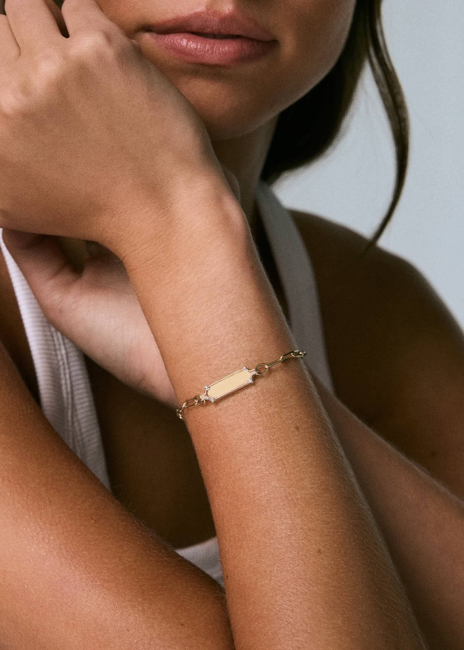 14k Gold Harlow Oval Pavé ID Bracelet | Kinn