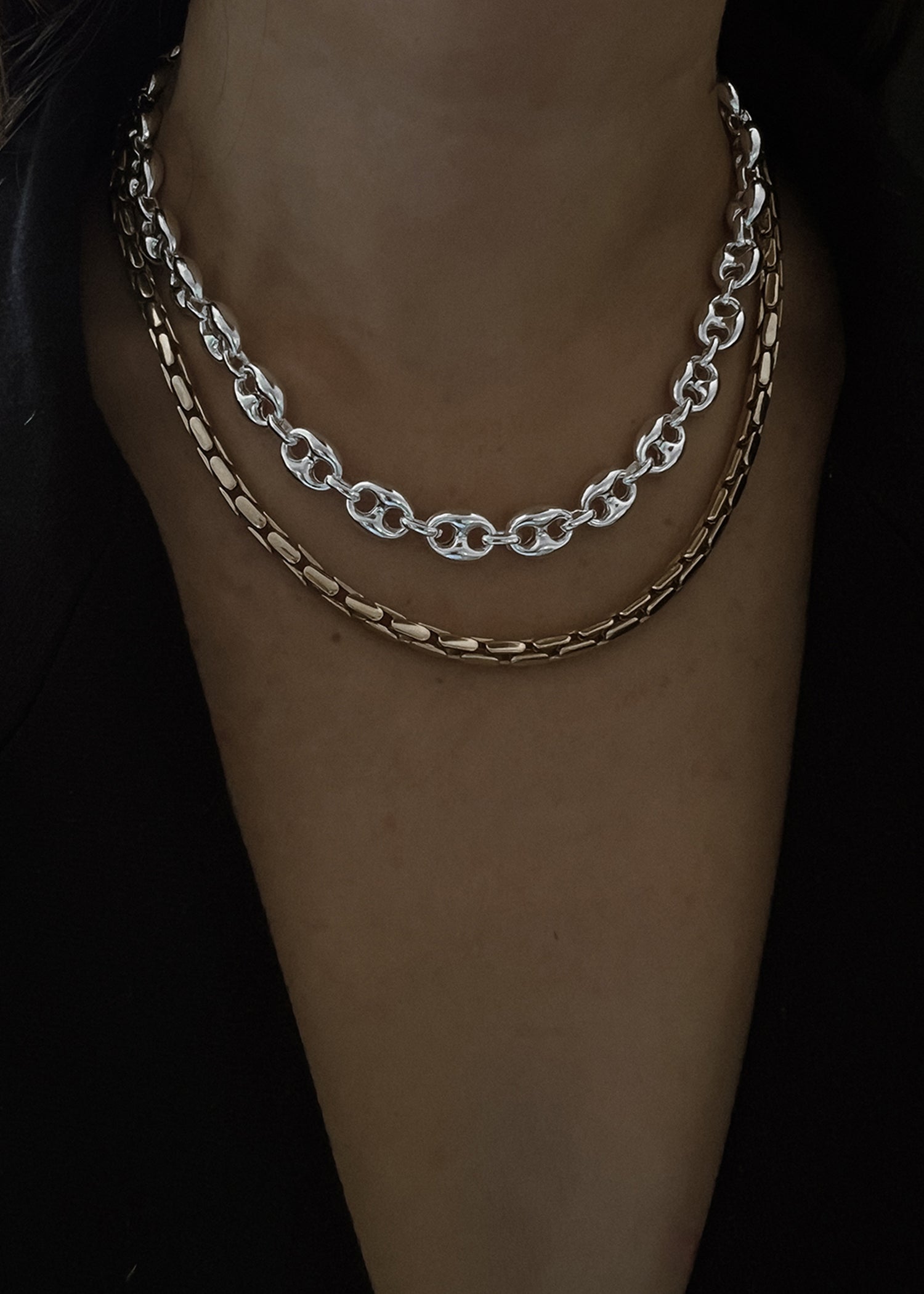 alt="Puffed Mariner Chain Necklace and Theo Elongated Chain Necklace"