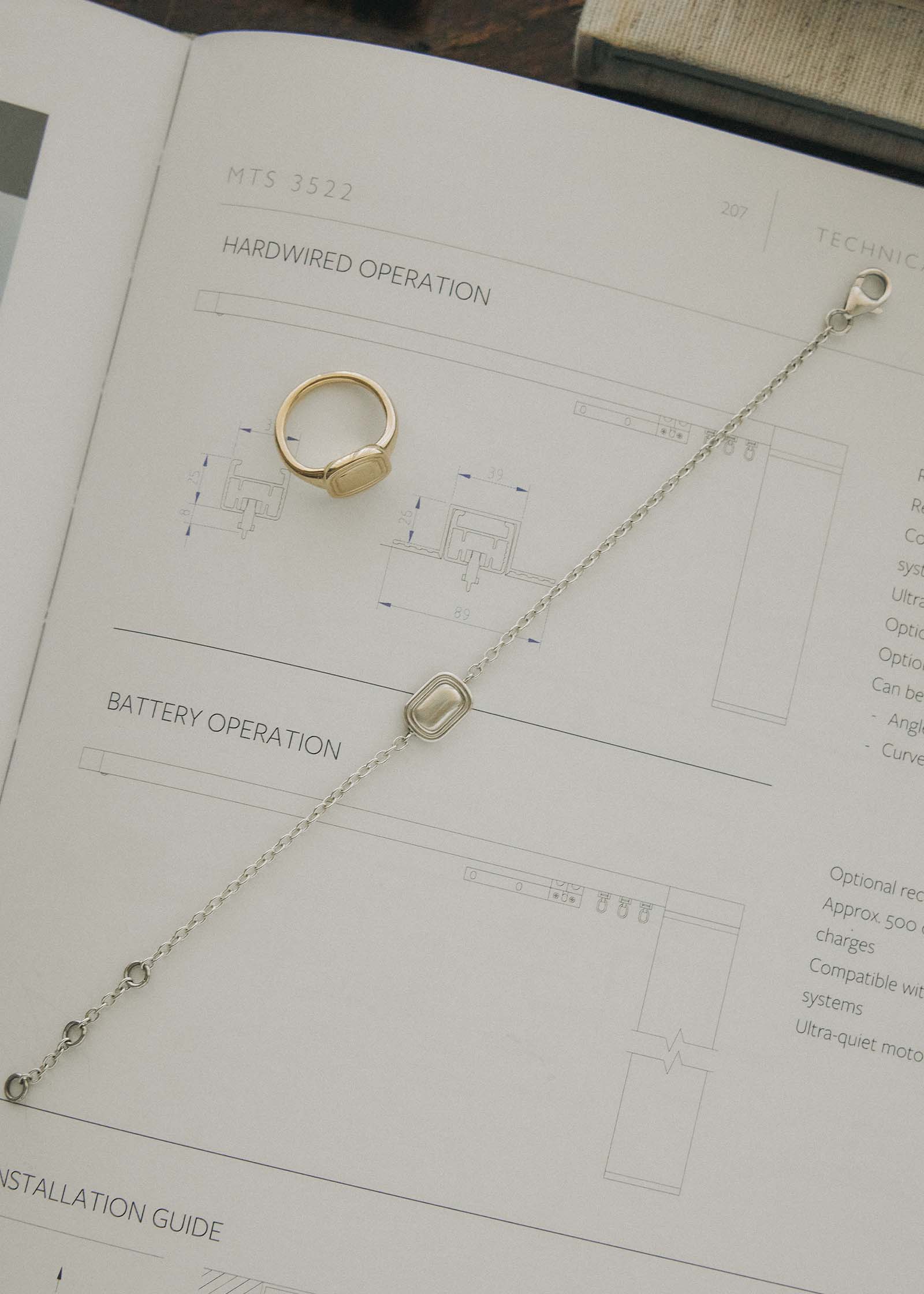 BRU NA BOINNE エビスチャーム 14K × Silver