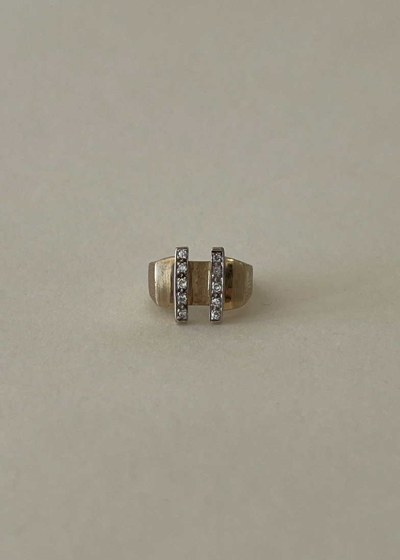 Vintage Parallel Diamond Ring