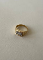Vintage Ten Diamond Ribbed Signet Ring