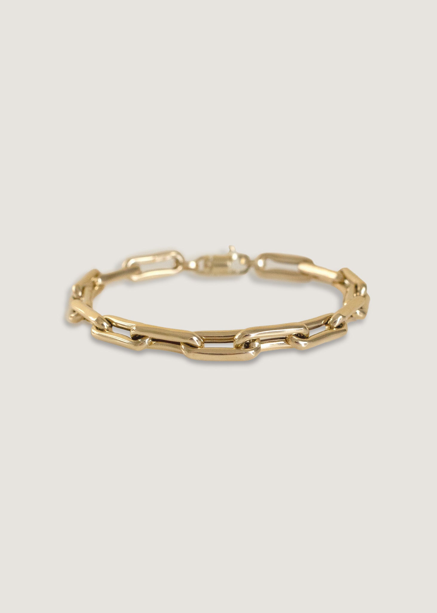 alt="Rome Bold Link Chain Bracelet"