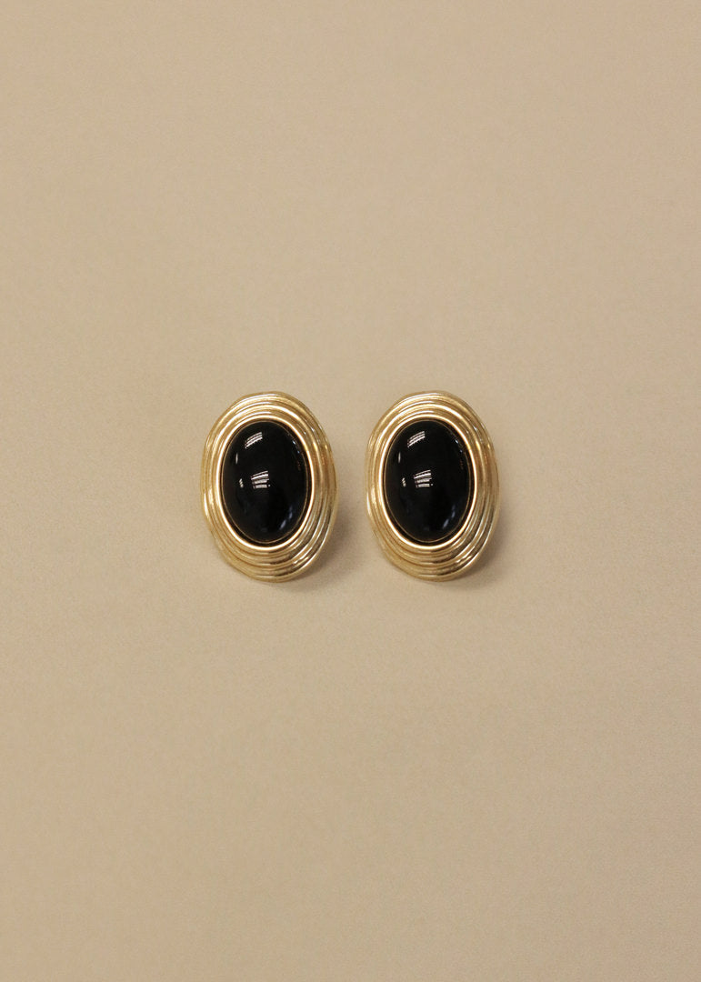 Kinn Vintage 14k Gold Oval Onyx Earrings