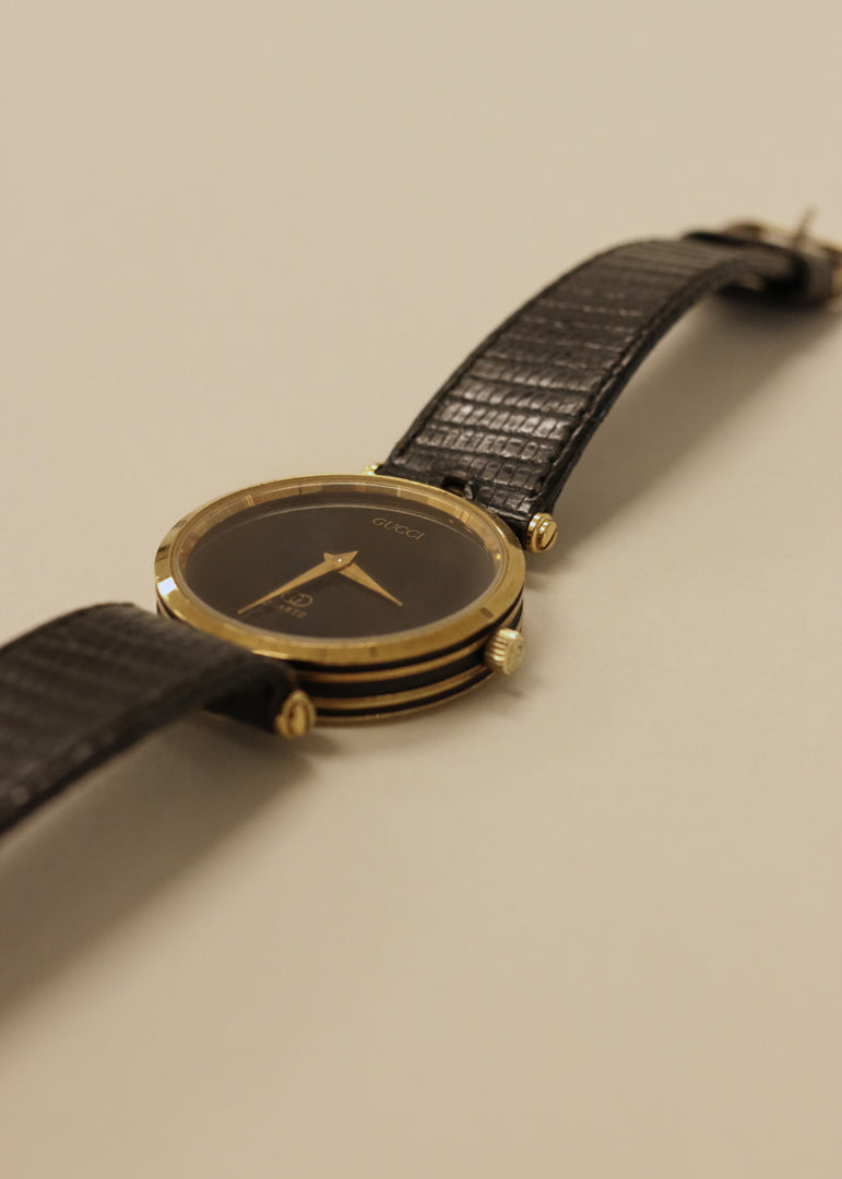 Angled view of the Kinn Vintage Gucci Leather Watch Black 