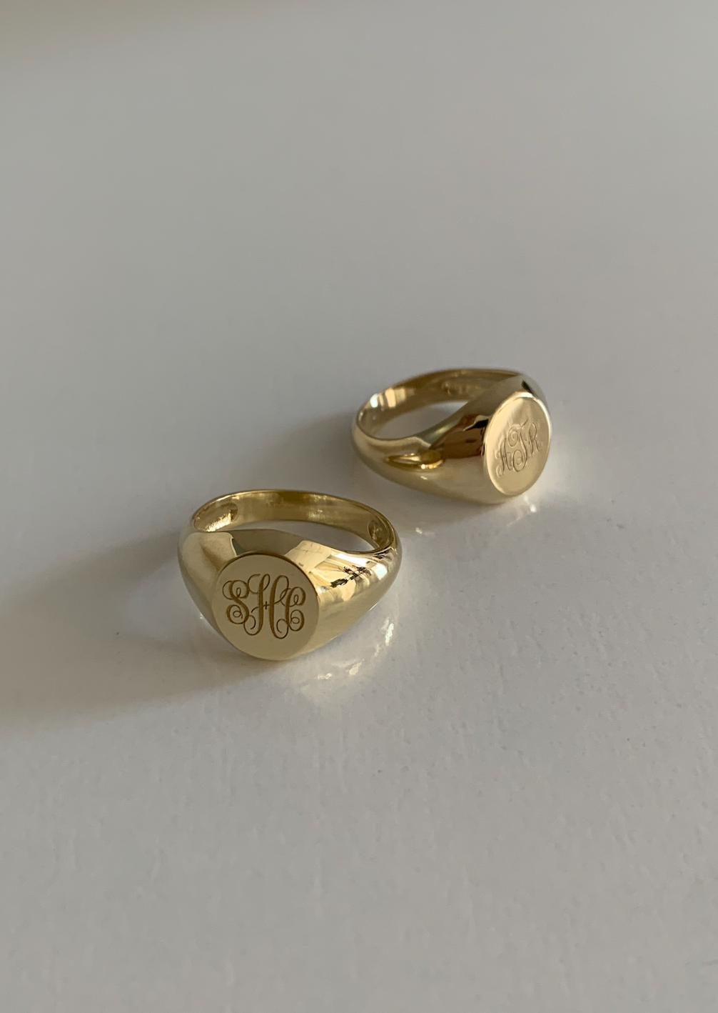 カスタマイズ可【KINNSTUDIO】Bold Classic Signetリング Bold Classic Signet Ring - Kinn