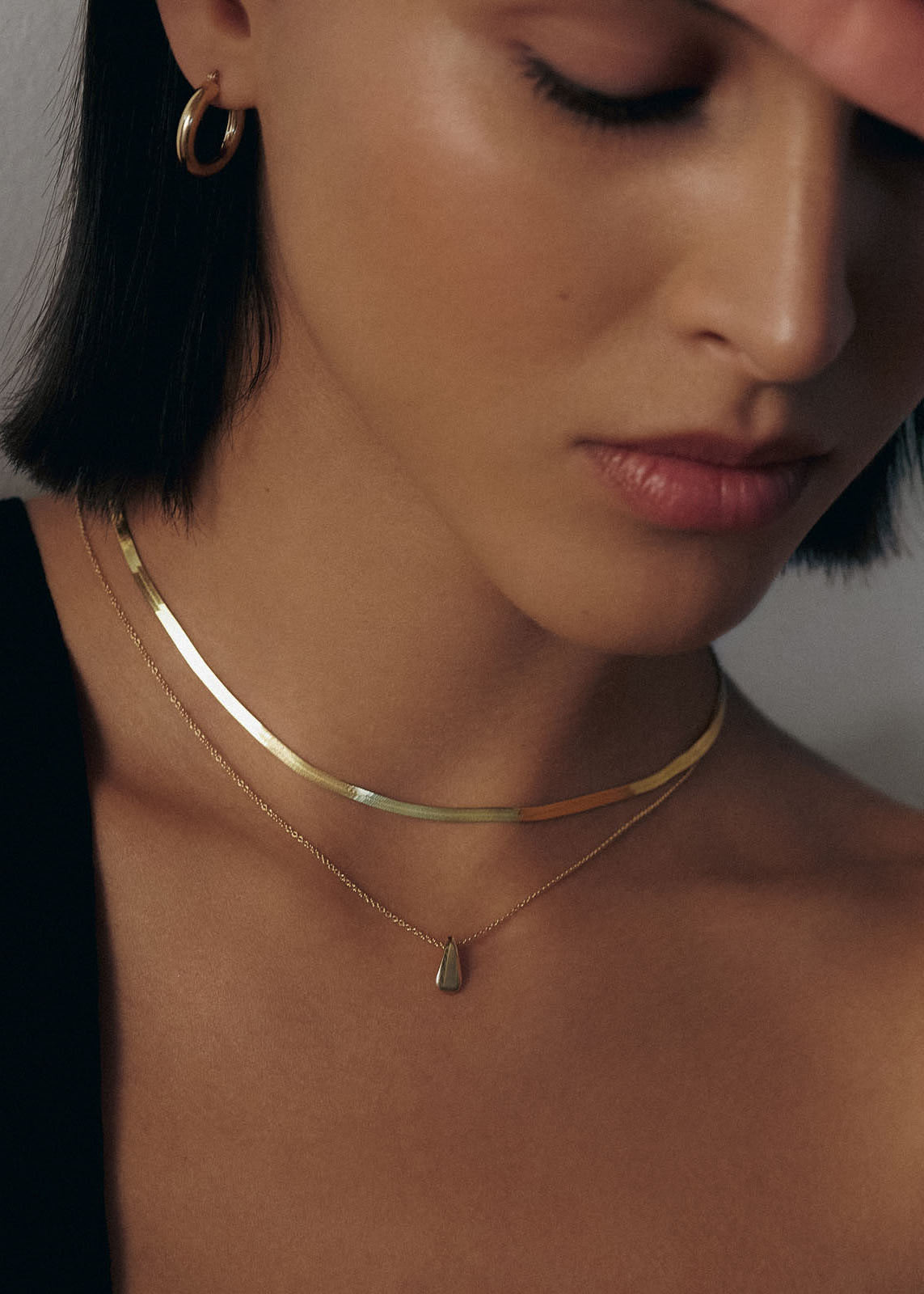 Teardrop choker hotsell
