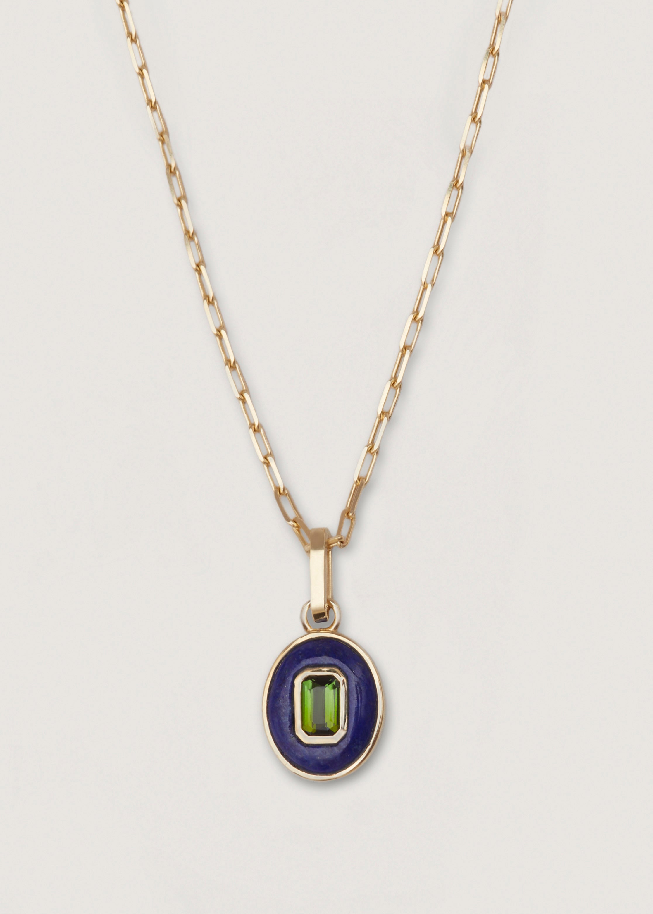 alt=amalfi oval pendant with pico link chain"