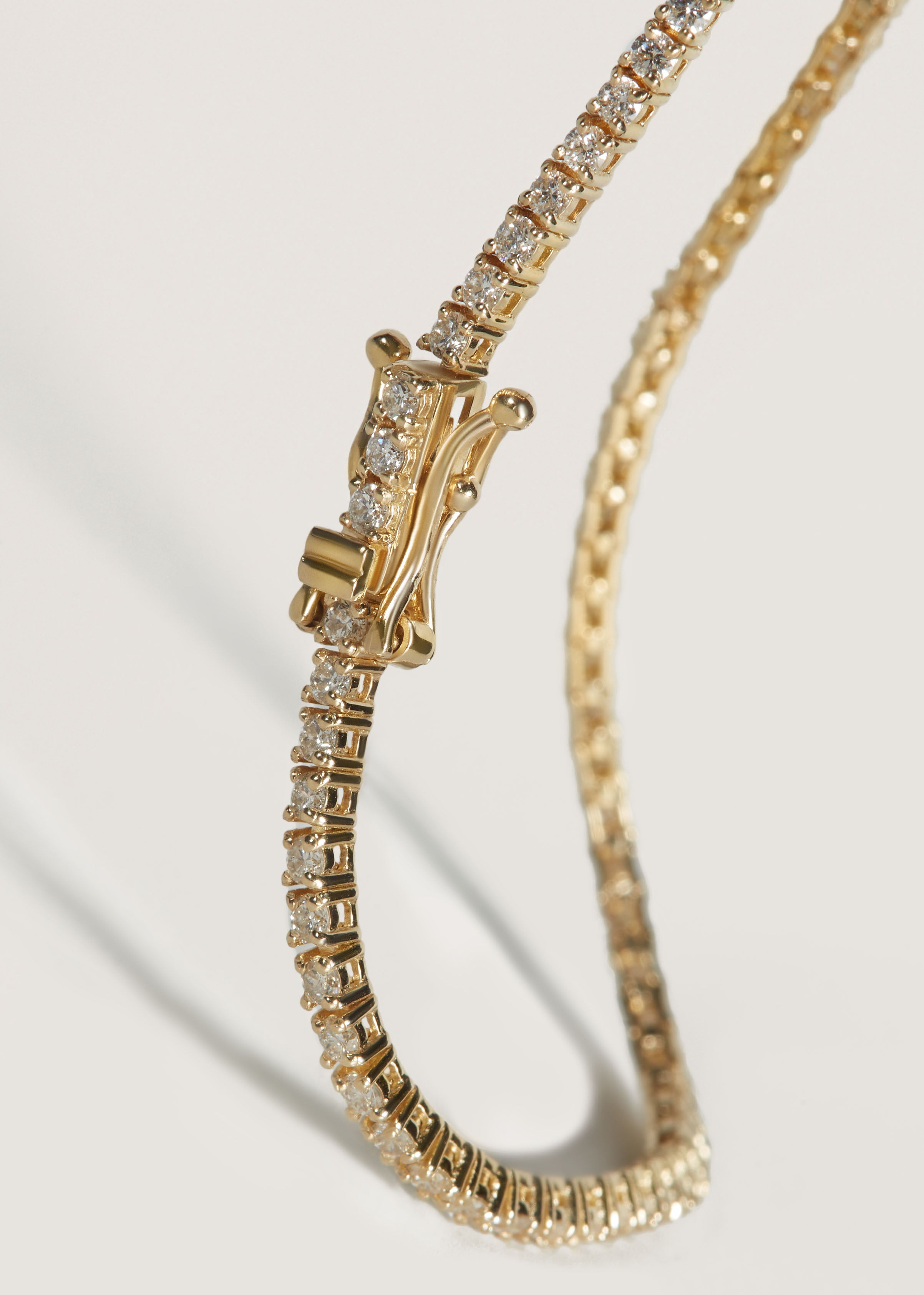 alt="Diana Diamond Tennis Bracelet"