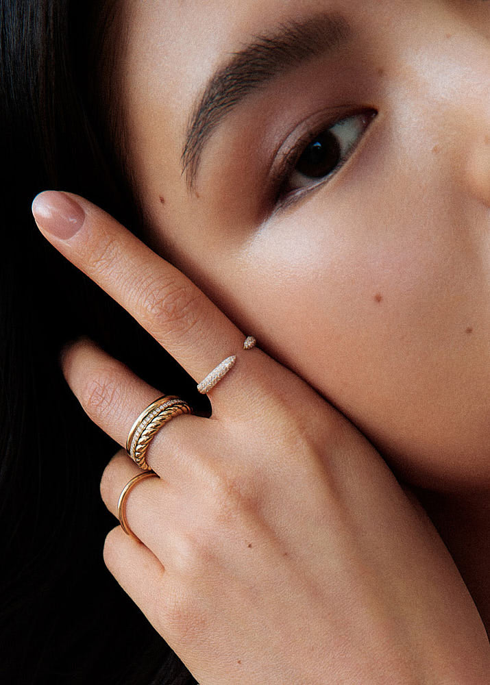 【KINNSTUDIO】 送料関税込 大人気 Claudine Twistリング Claudine Twist Ring - Kinn