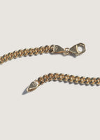 alt="close up of clasp of Capri Curb Chain Necklace II"