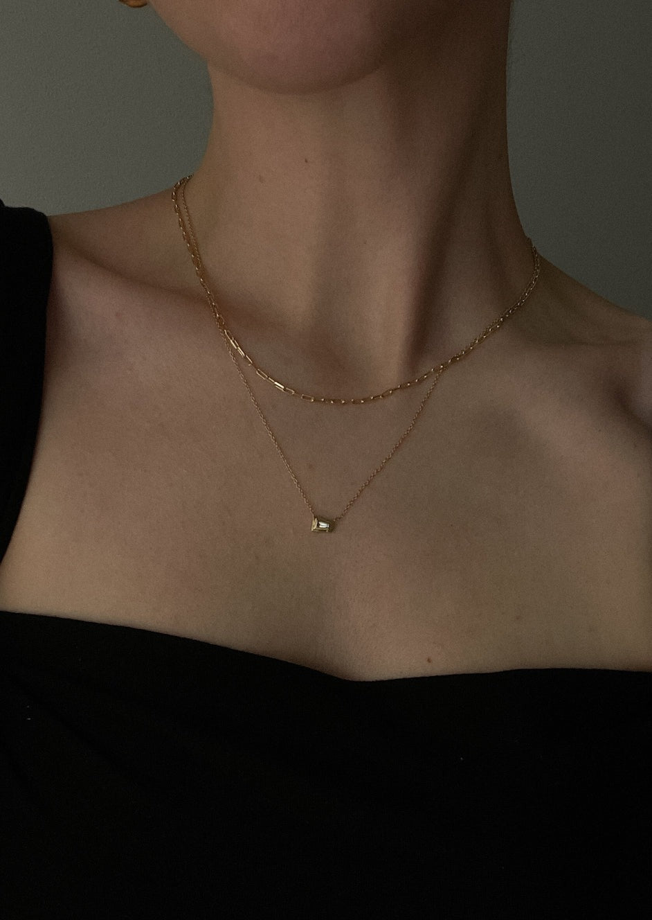 alt="Colette Tapered Necklace styled with the pick link chain necklace"
