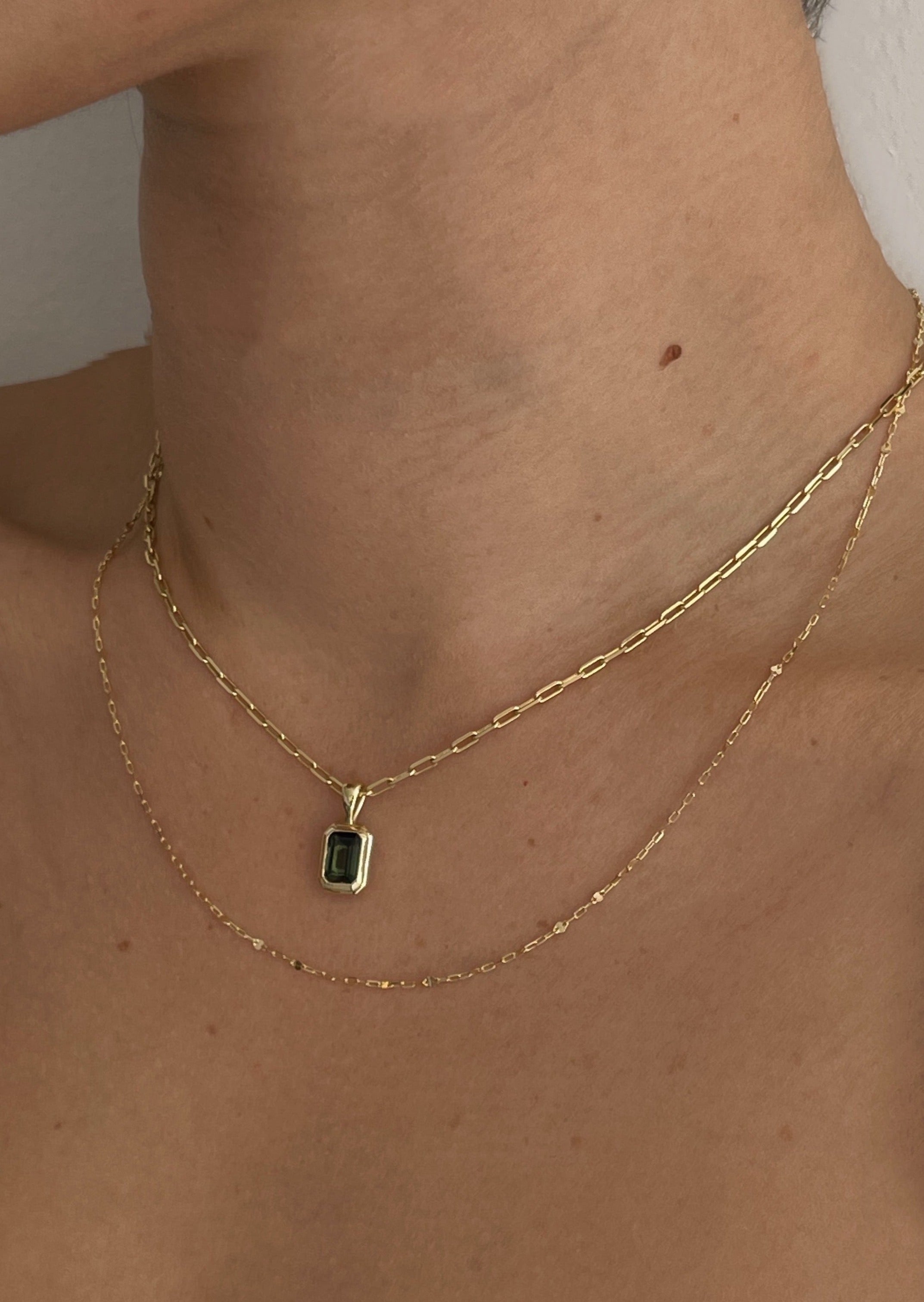 alt="Pico Link Chain Necklace with Lyra II and the diamond cut rolo necklace"