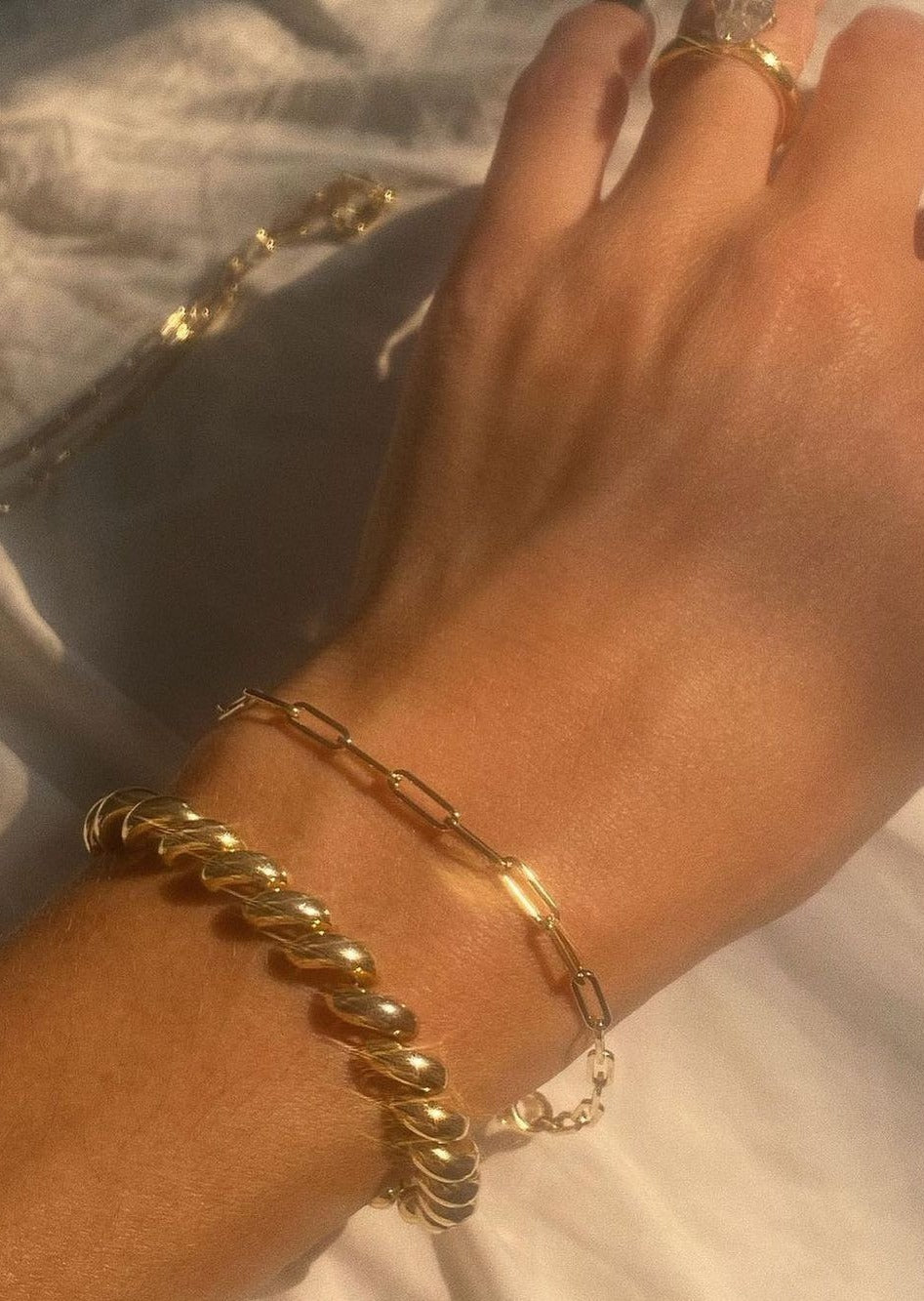 alt="Hampshire House Bracelet with petite link chain bracelet"