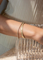 alt="Solis Ribbed IV Anniversary Bracelet"