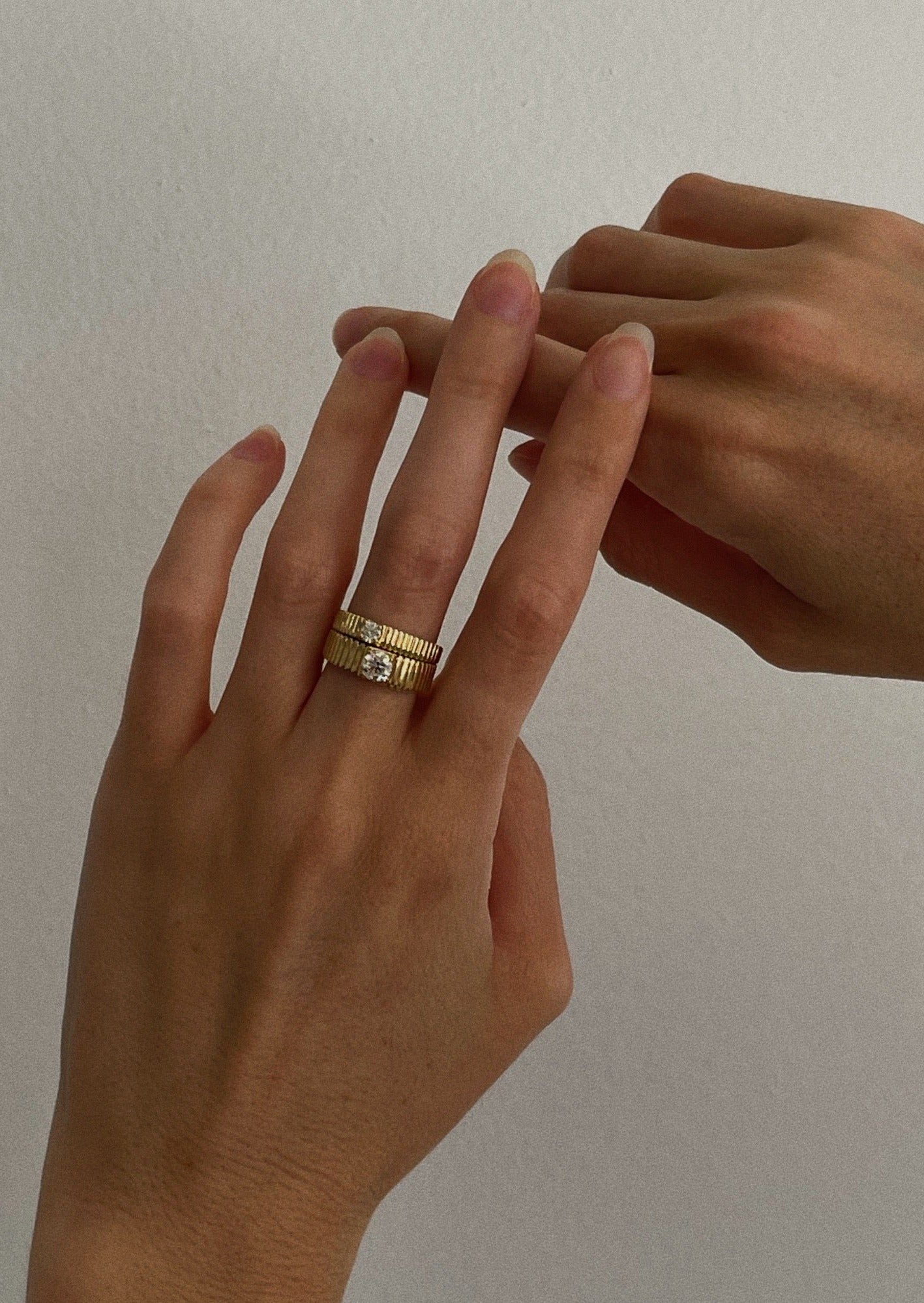 alt="Mini Solis Ribbed Ring II with solis ribbed ring II"