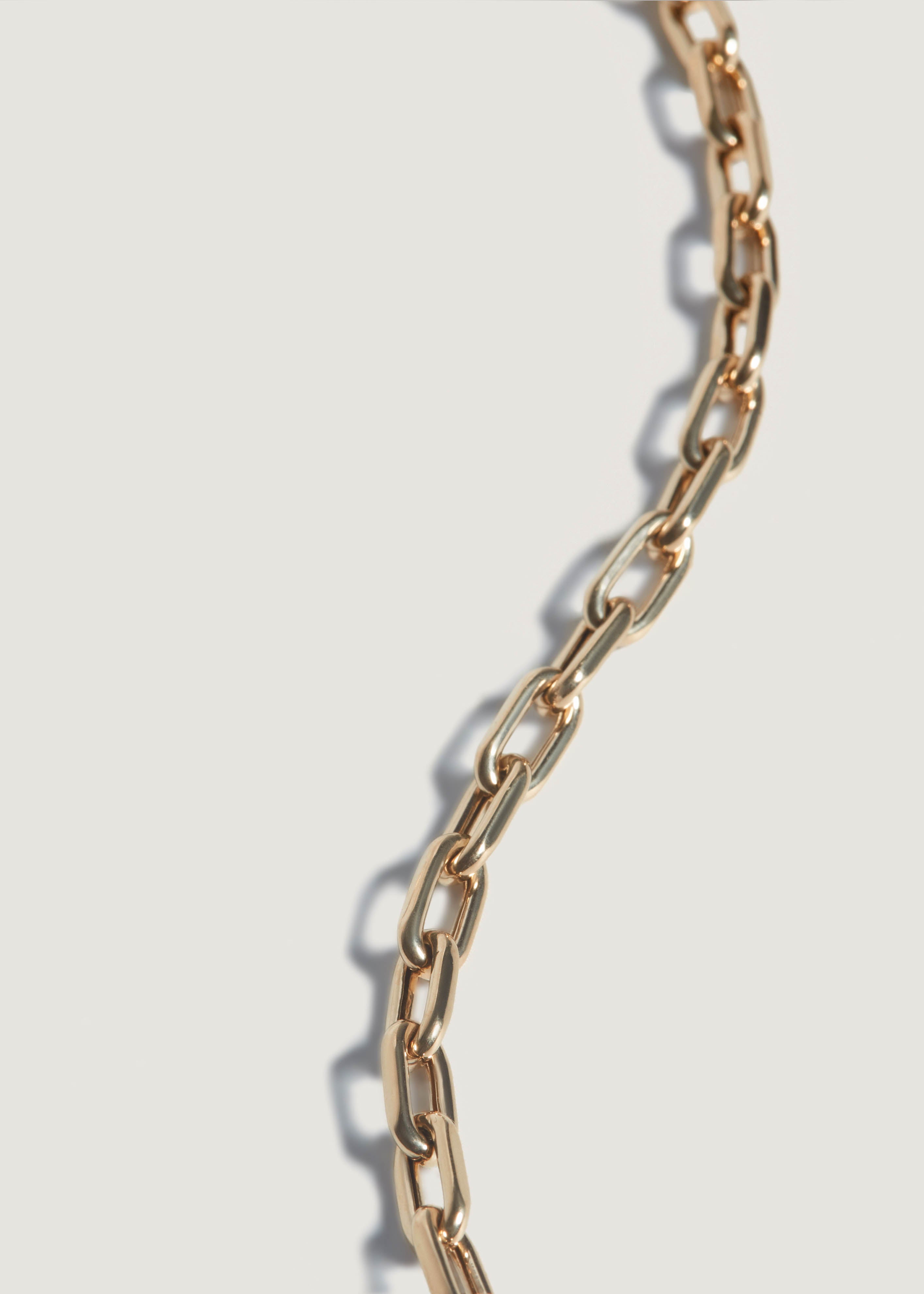 alt="close up of Mini Link Chain Necklace"