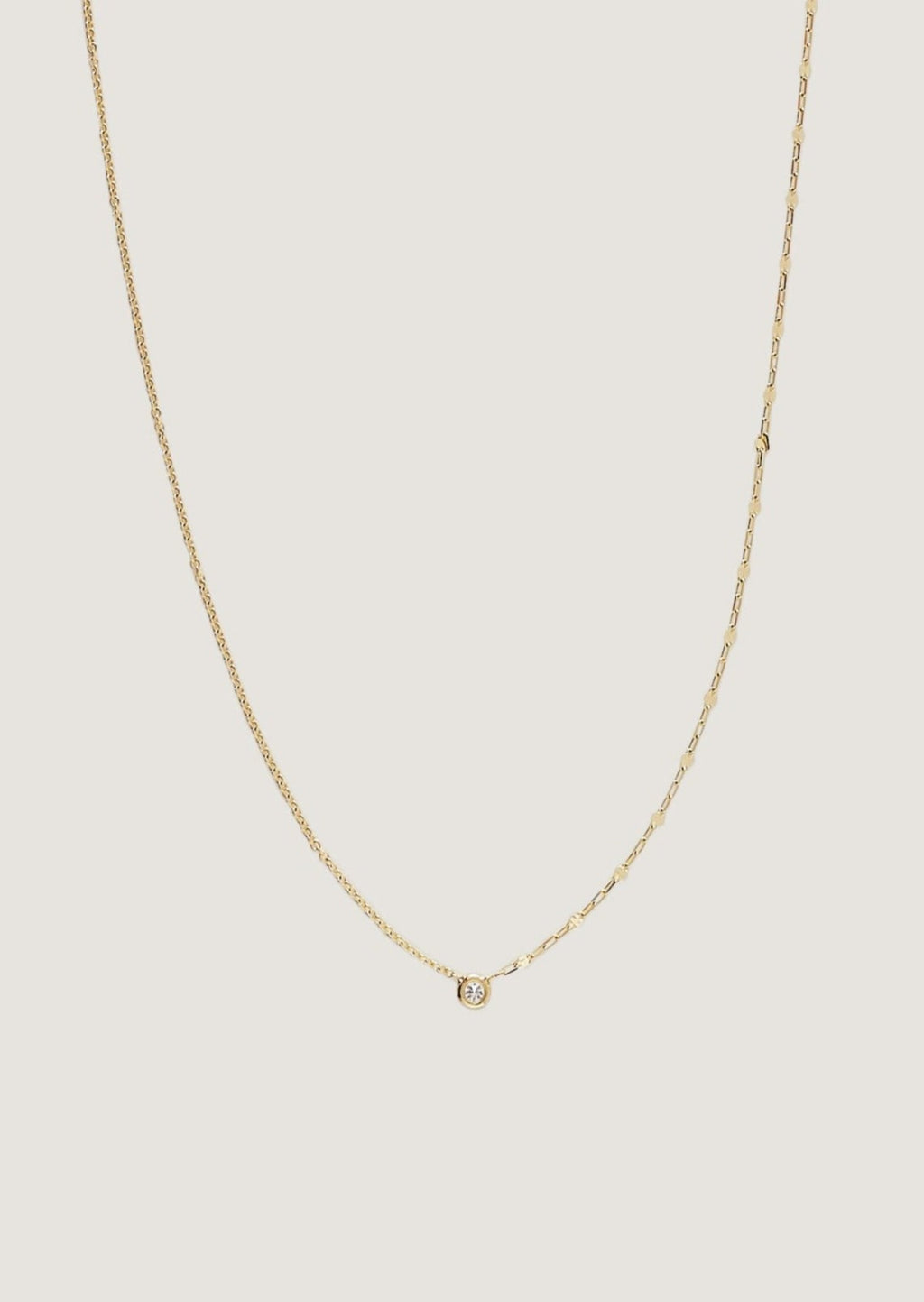 alt="Two in one round diamond necklace"